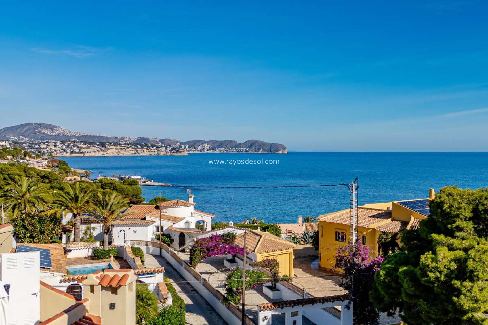 Resale - Villa - Calpe