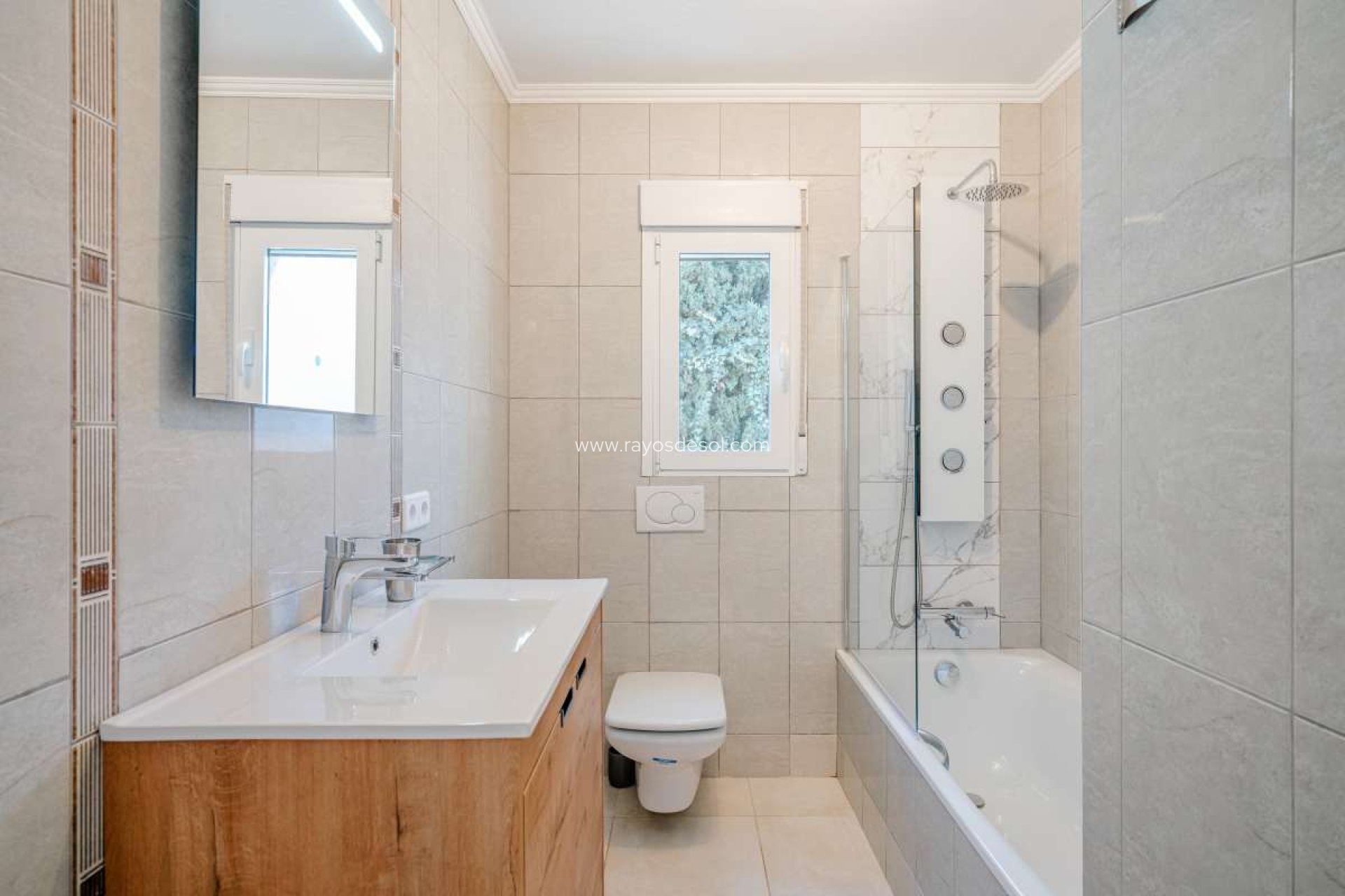 Resale - Villa - Calpe