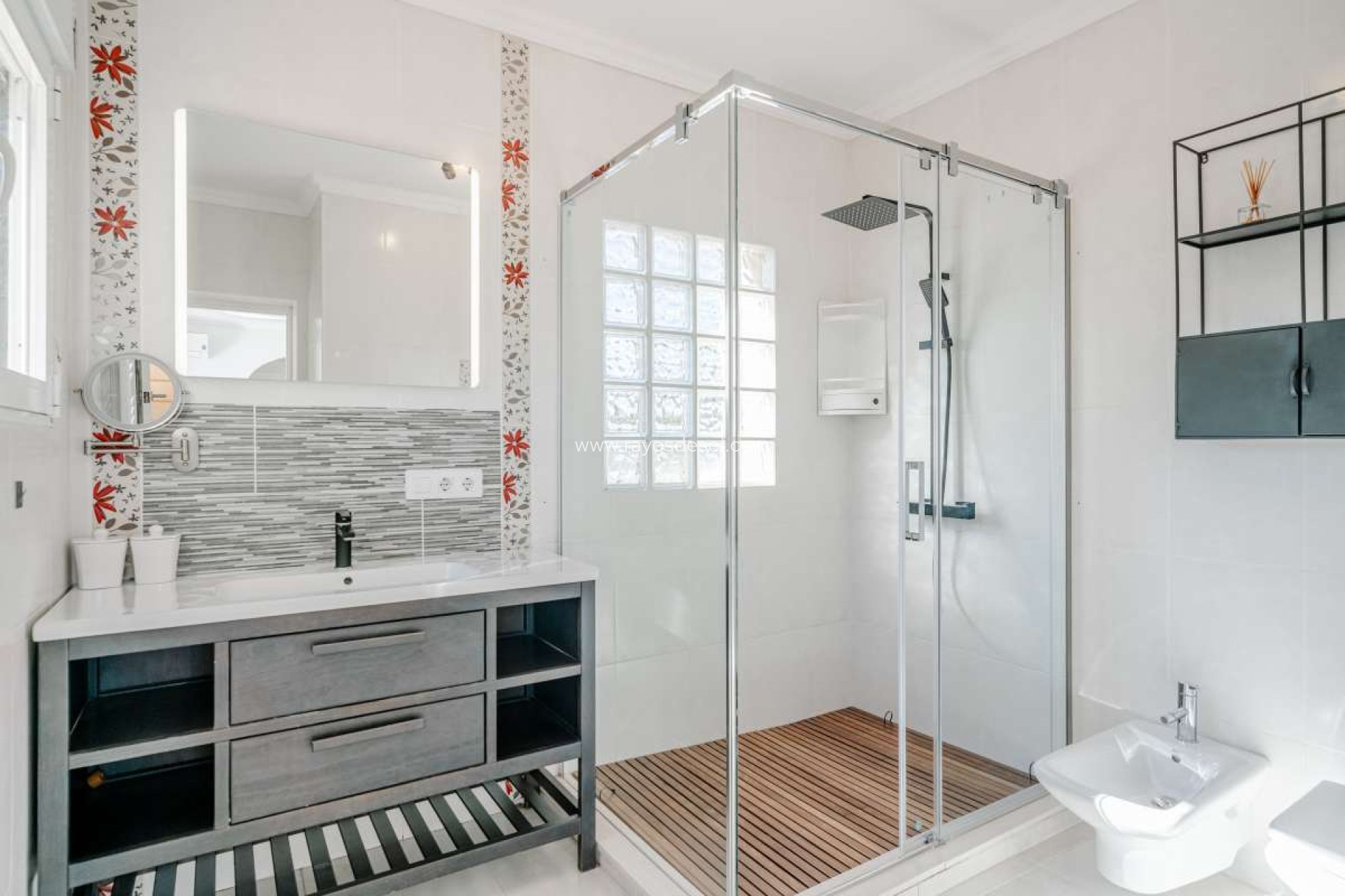 Resale - Villa - Calpe