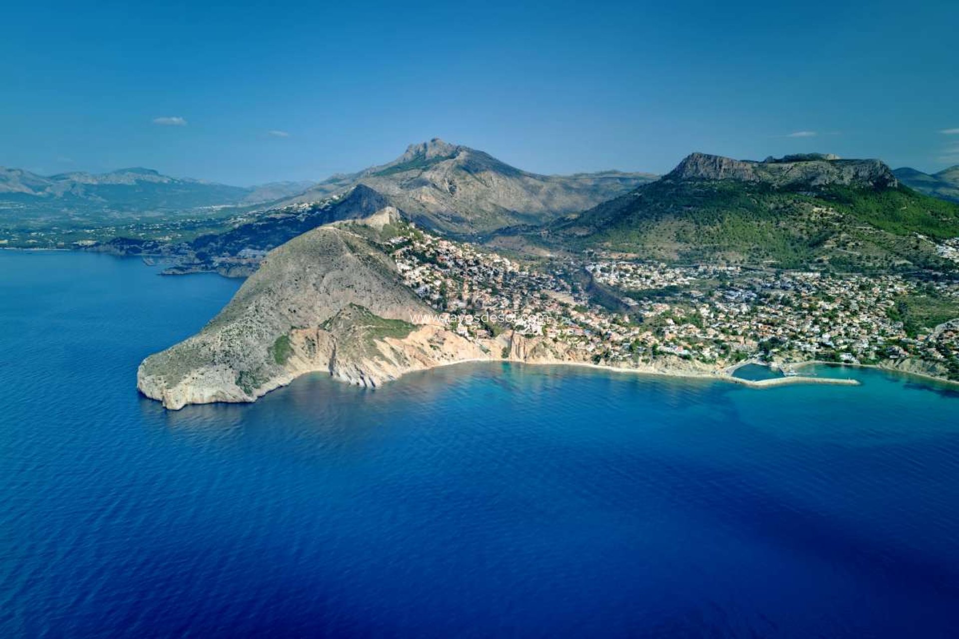 Resale - Villa - Calpe