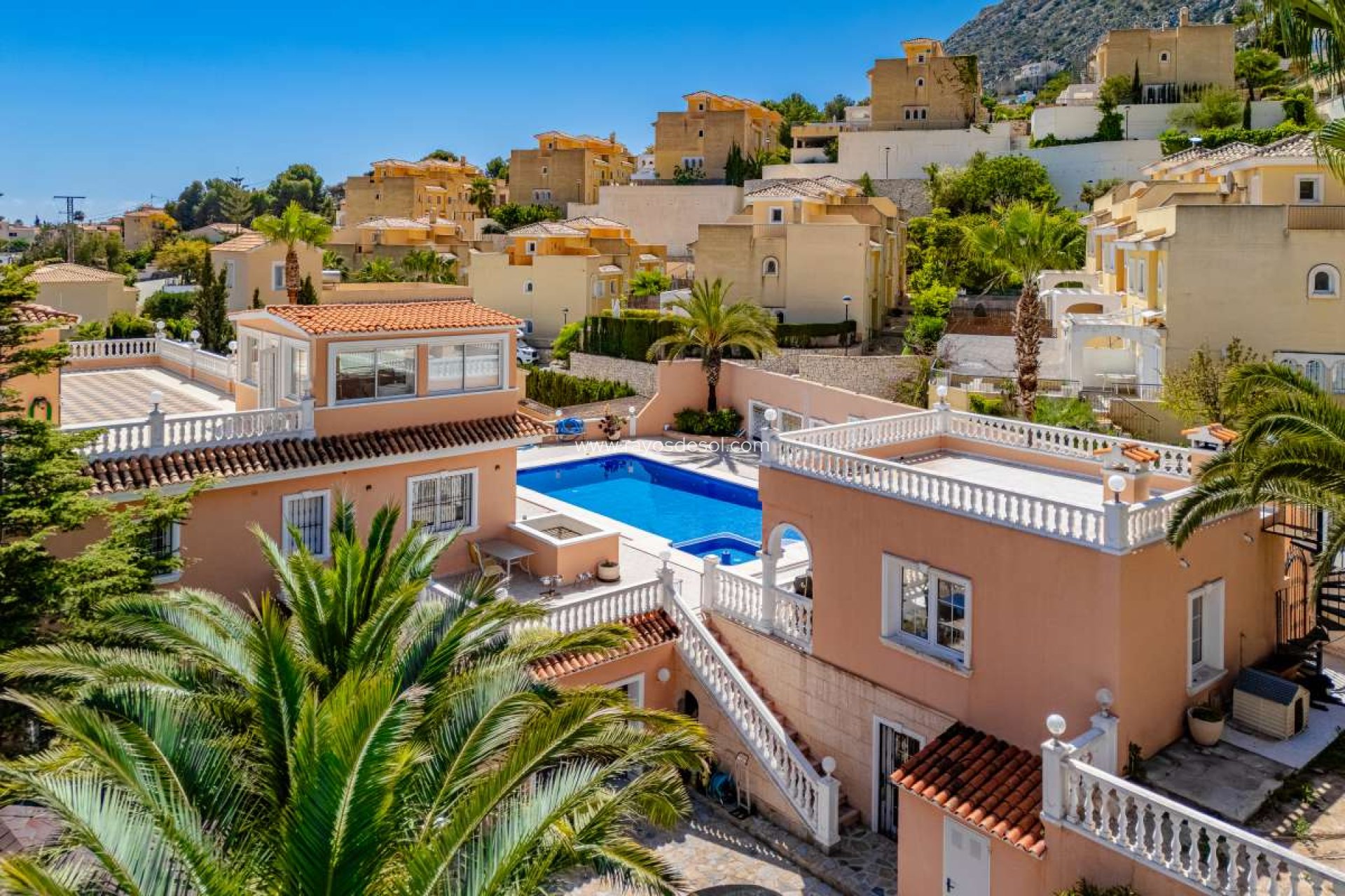 Resale - Villa - Calpe