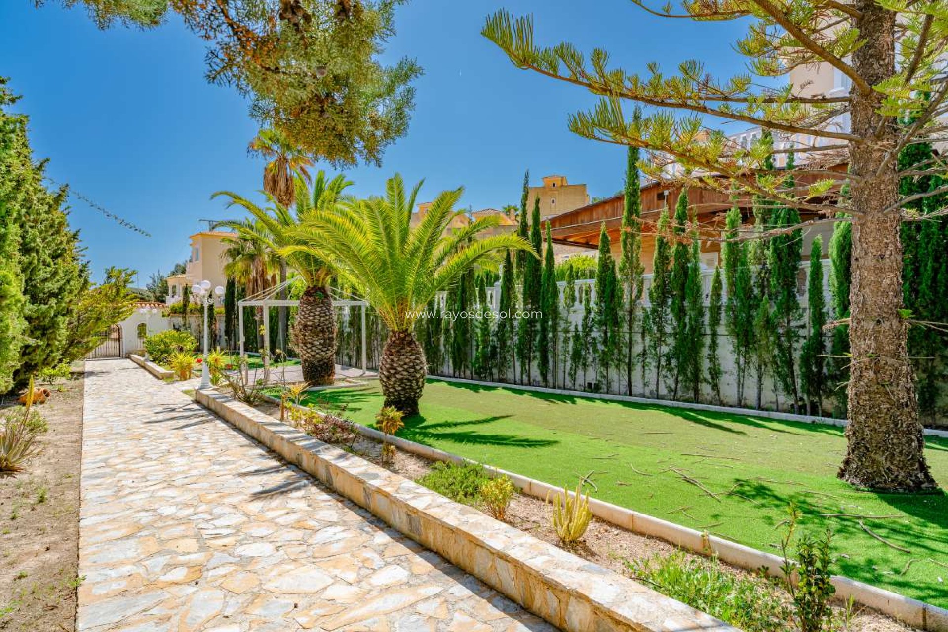 Resale - Villa - Calpe
