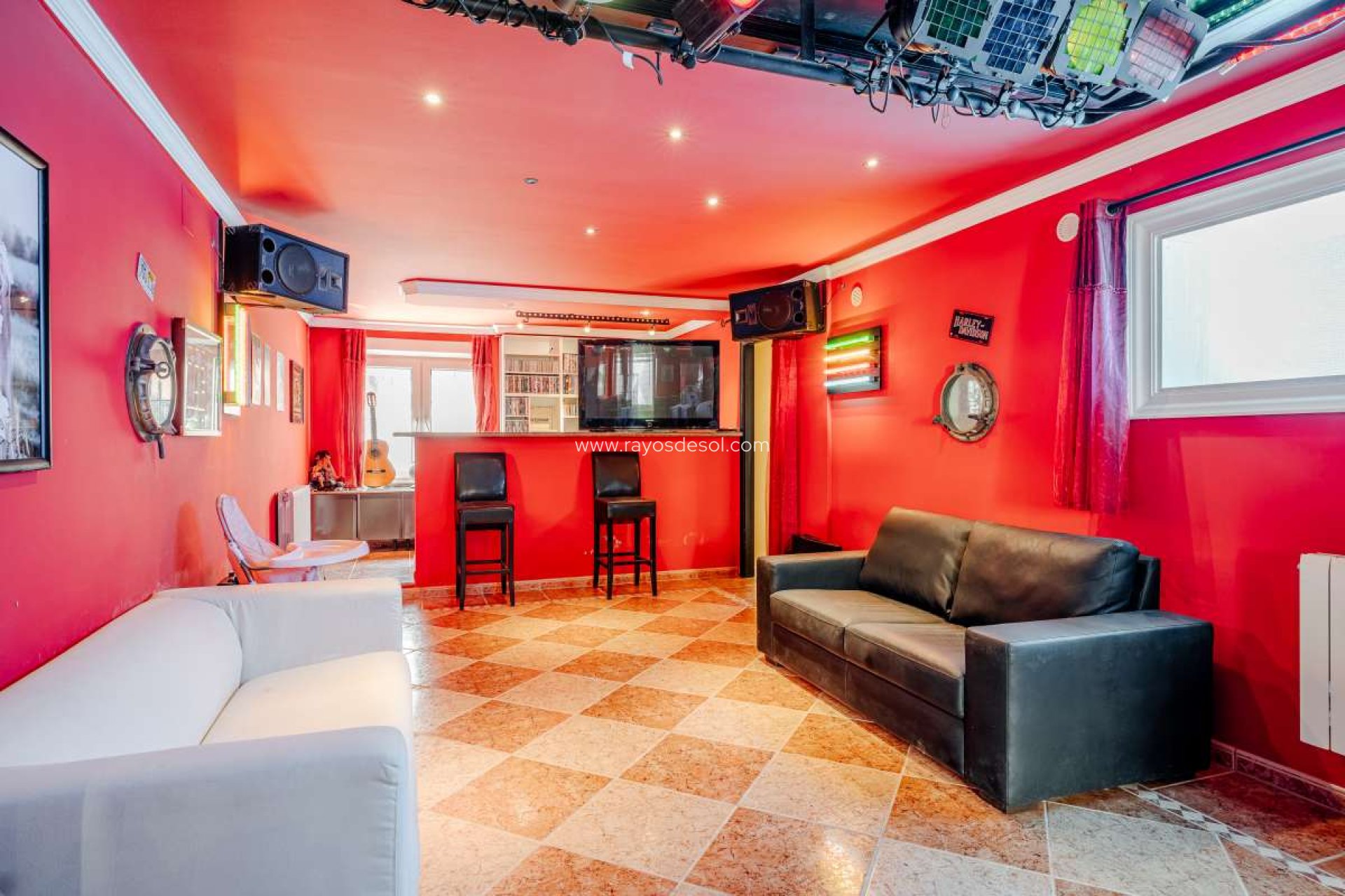 Resale - Villa - Calpe