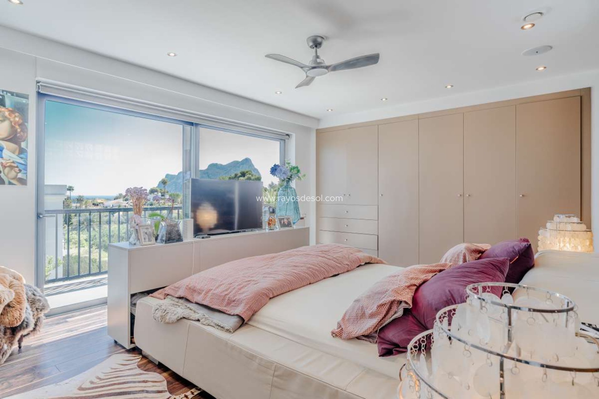 Resale - Villa - Calpe