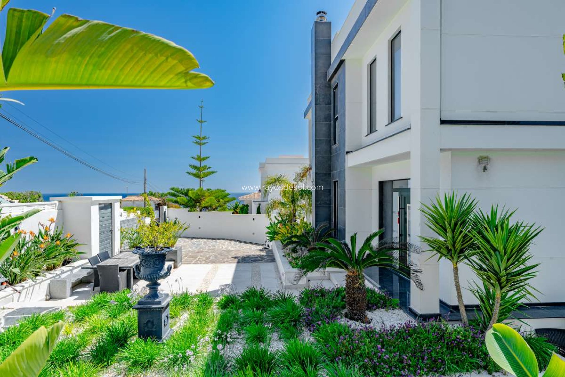 Resale - Villa - Calpe