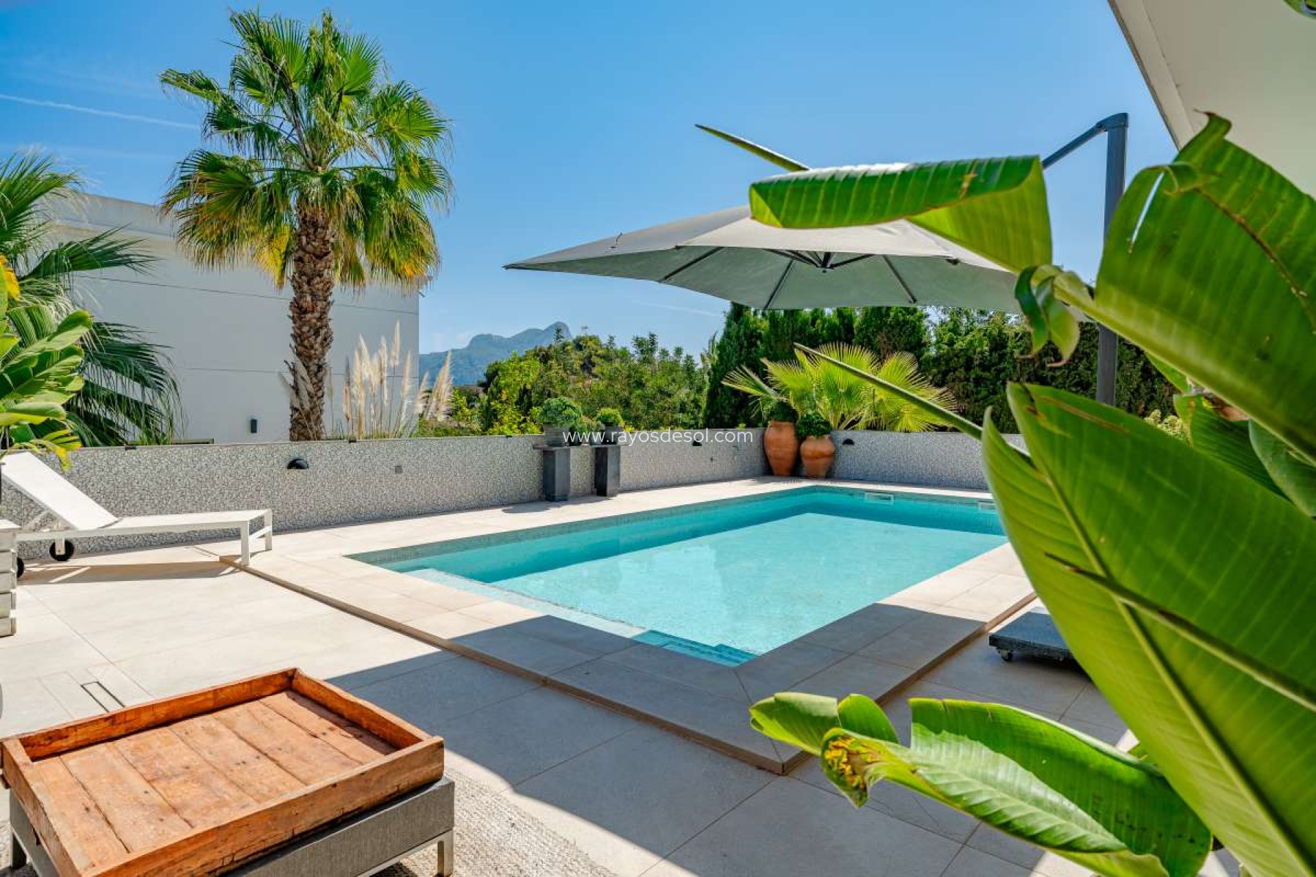 Resale - Villa - Calpe