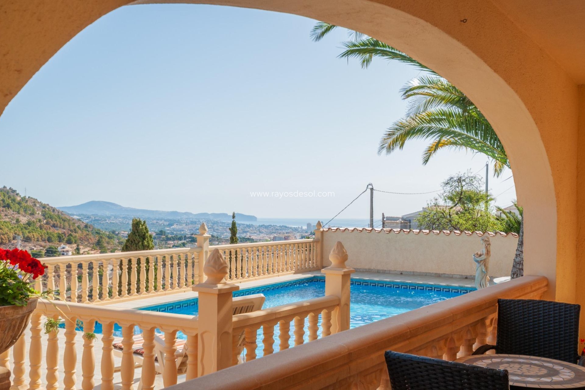 Resale - Villa - Calpe