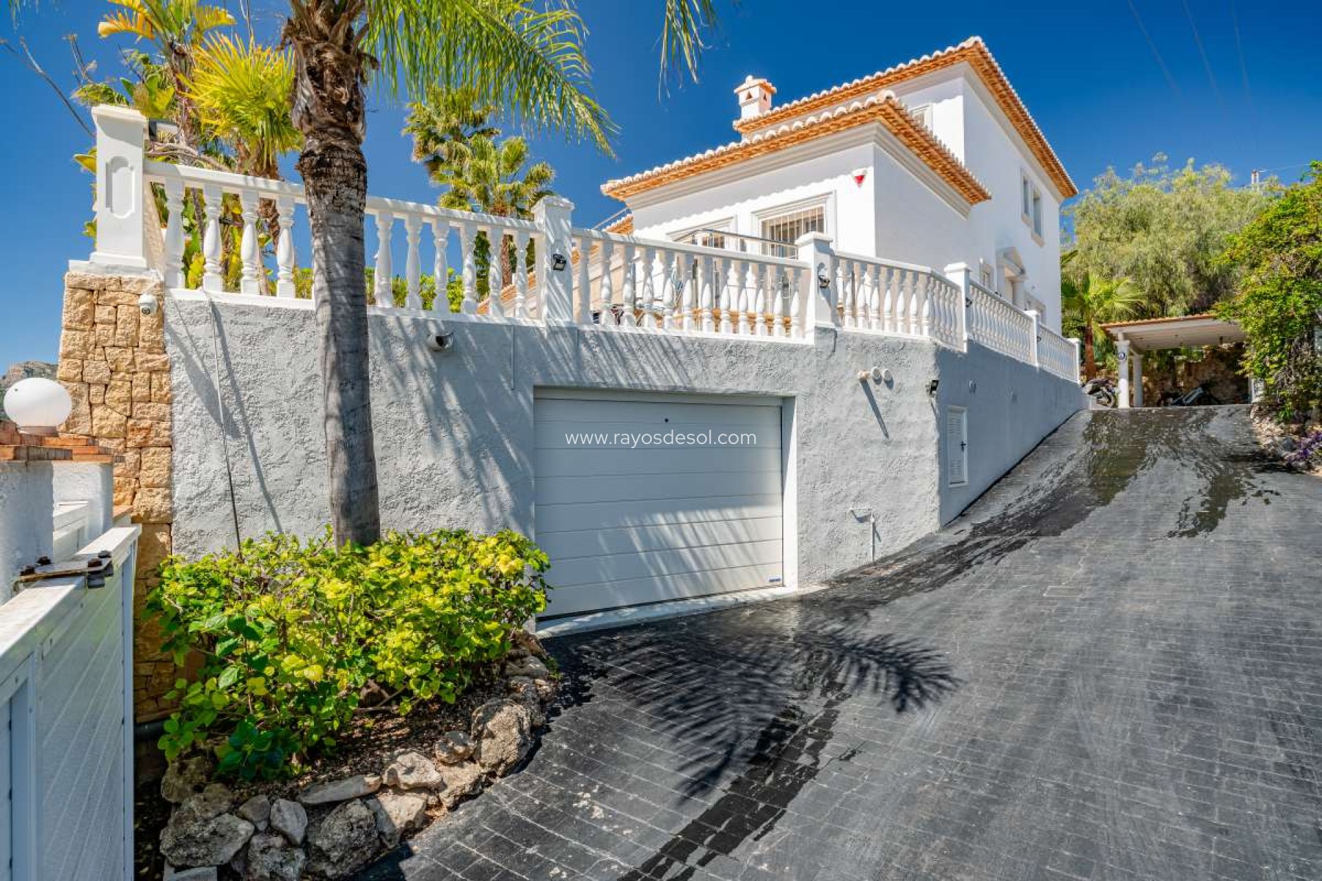 Resale - Villa - Calpe