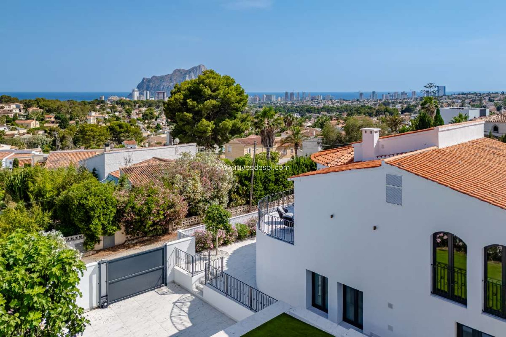 Resale - Villa - Calpe