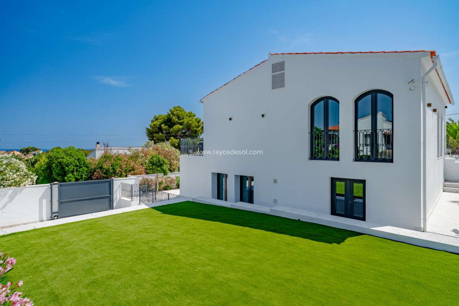 Resale - Villa - Calpe