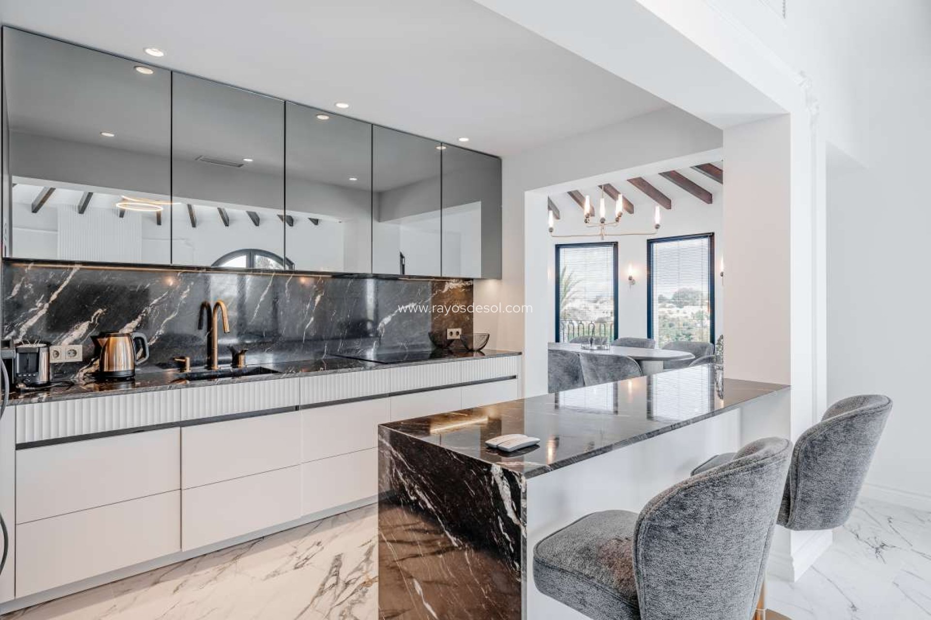 Resale - Villa - Calpe