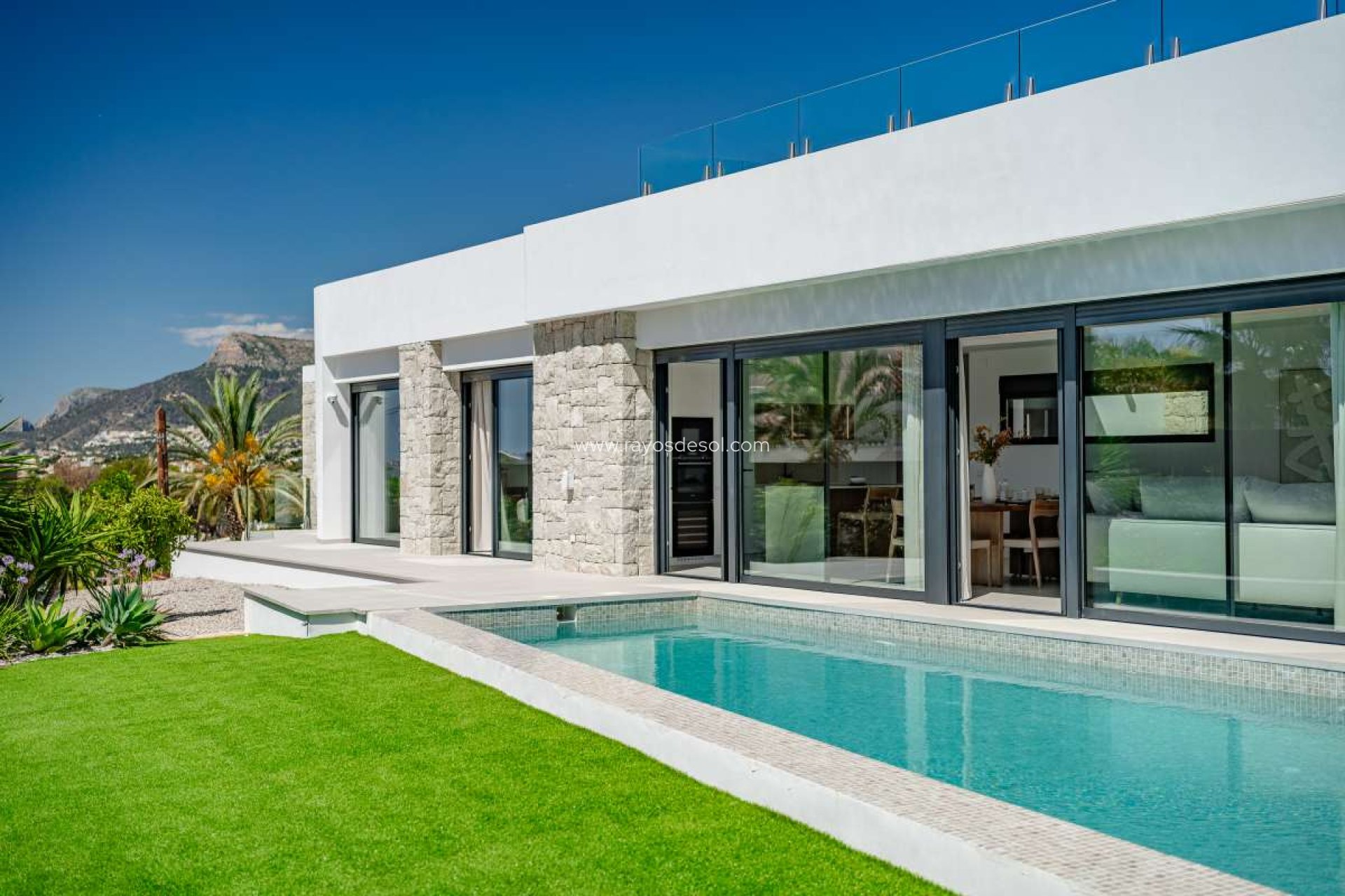 Resale - Villa - Calpe