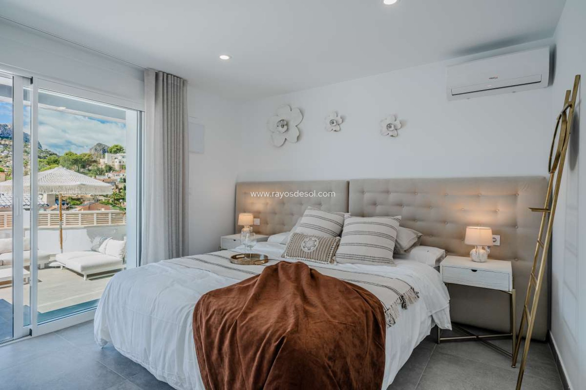 Resale - Villa - Calpe