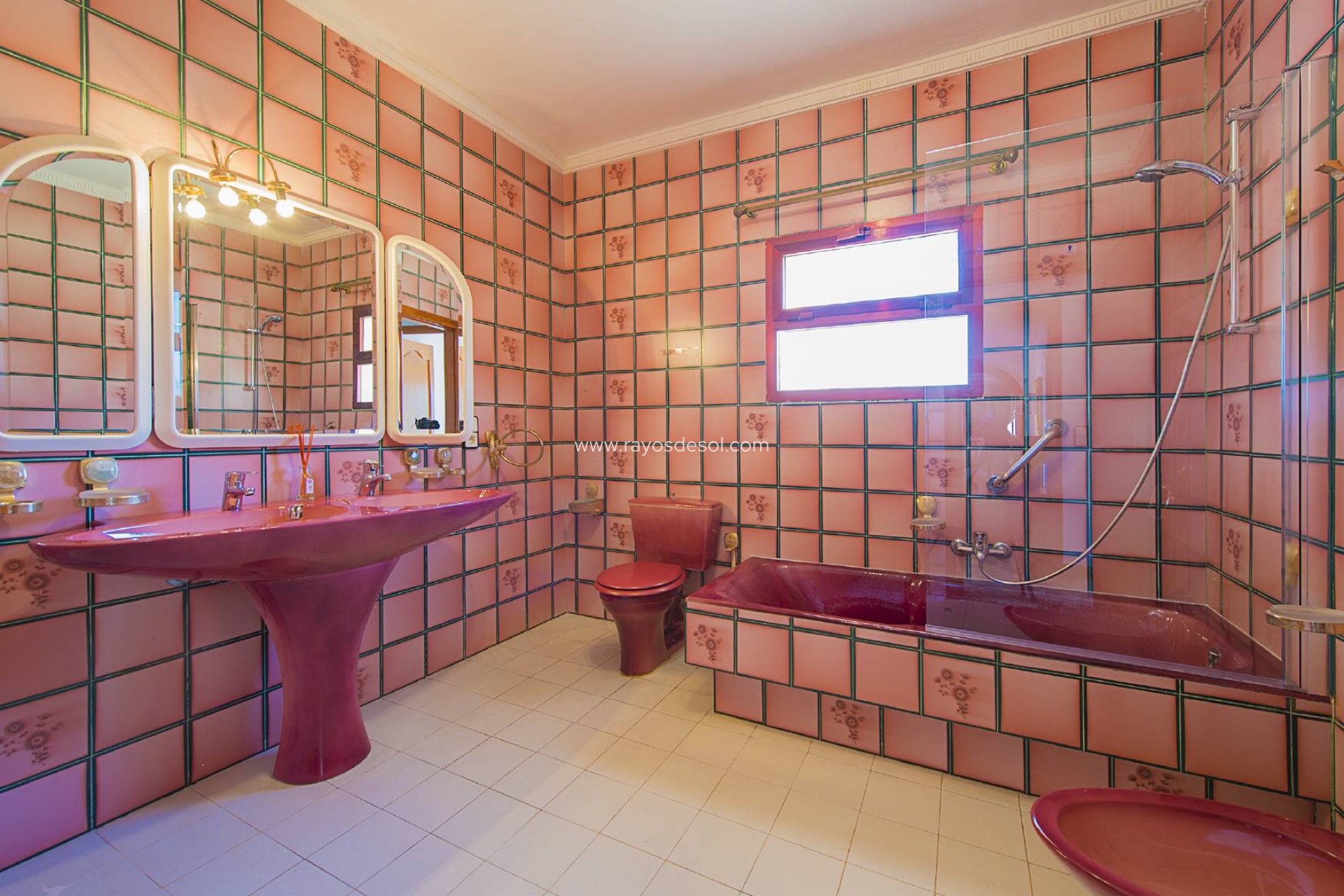 Resale - Villa - Calpe