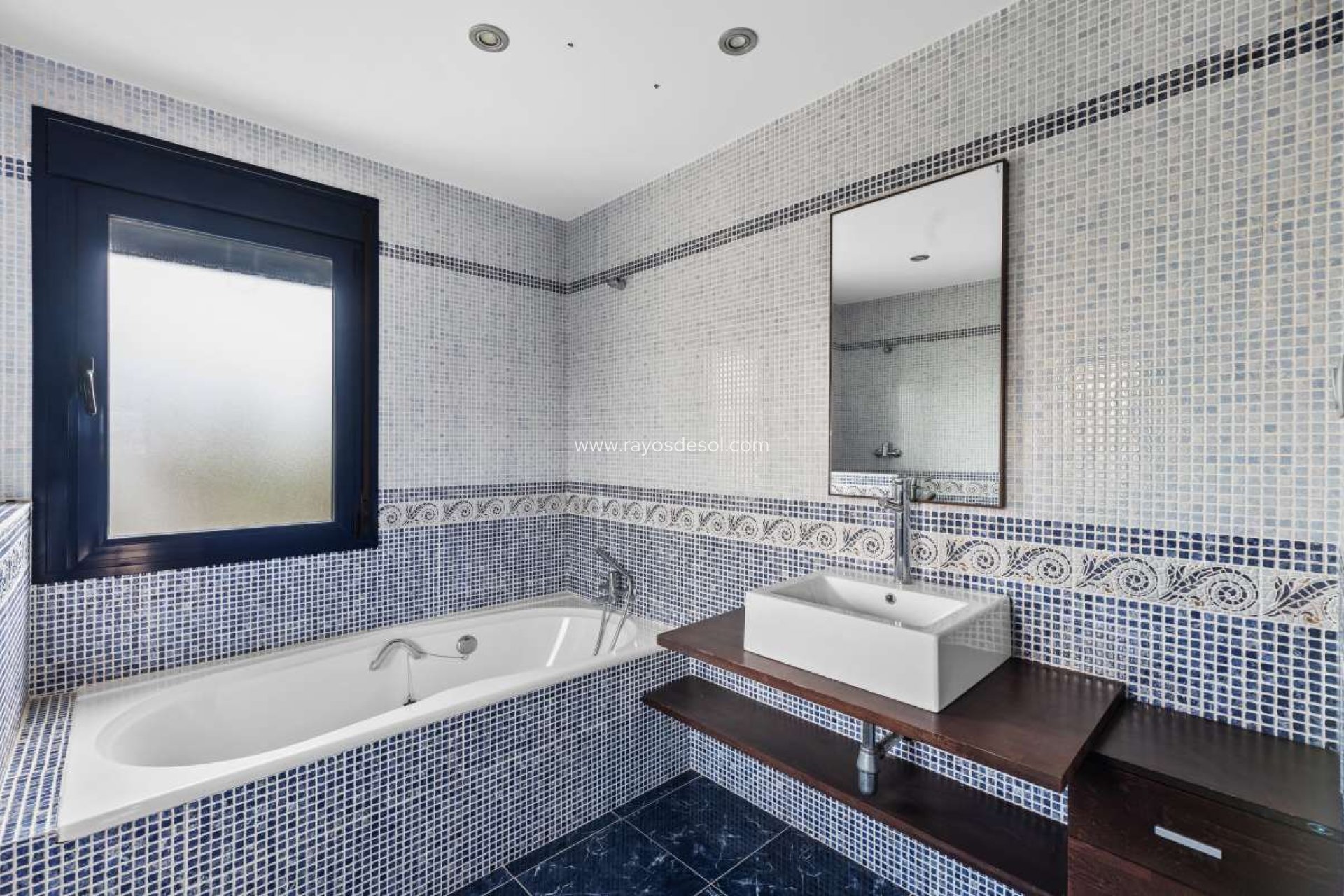 Resale - Villa - Calpe