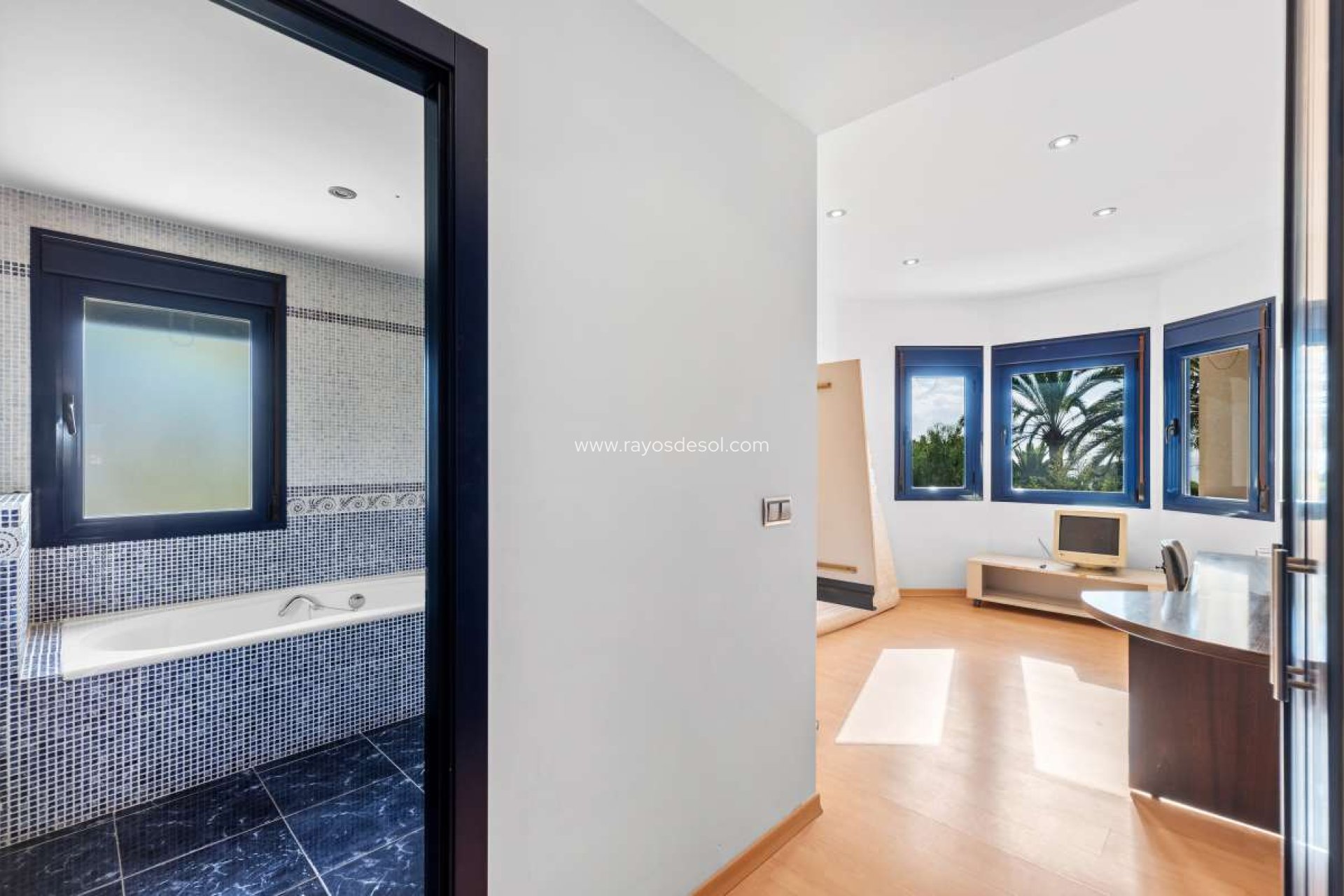 Resale - Villa - Calpe