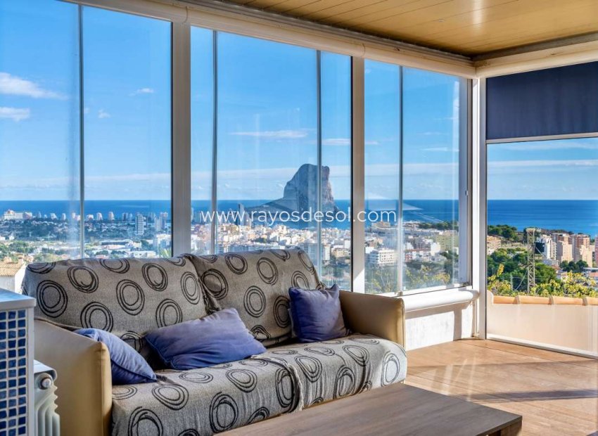 Resale - Villa - Calpe