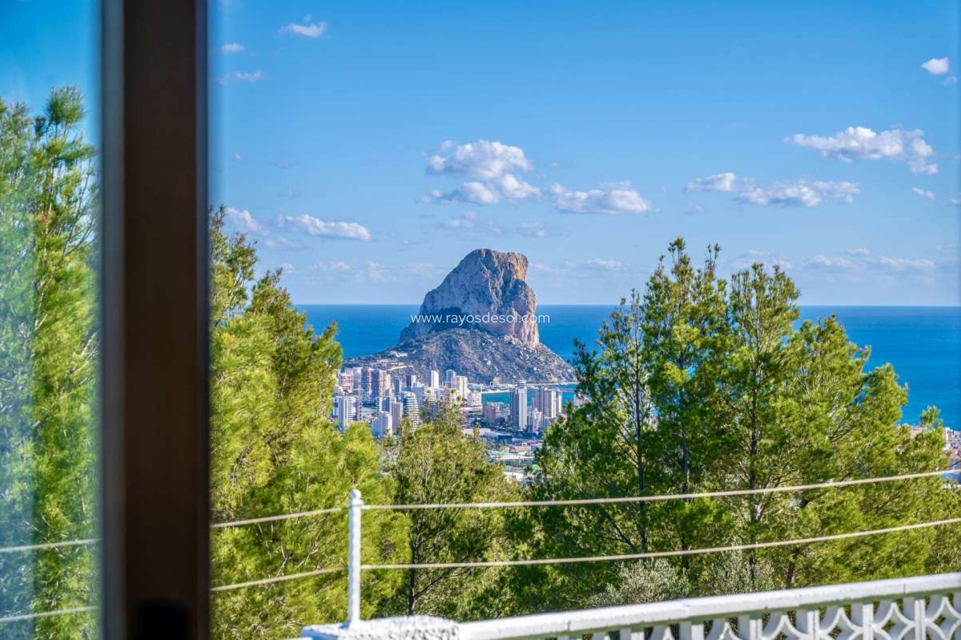 Resale - Villa - Calpe