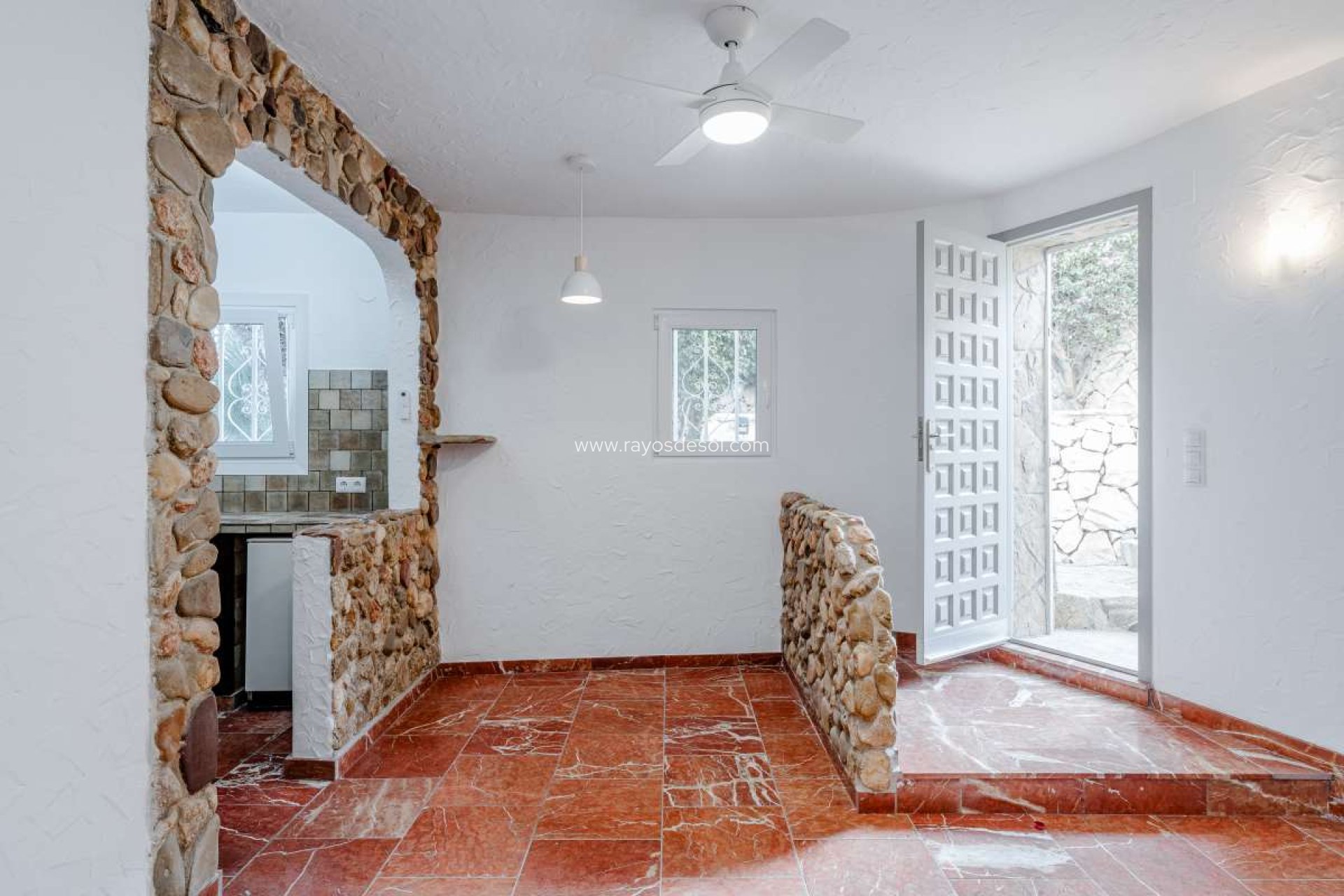 Resale - Villa - Calpe