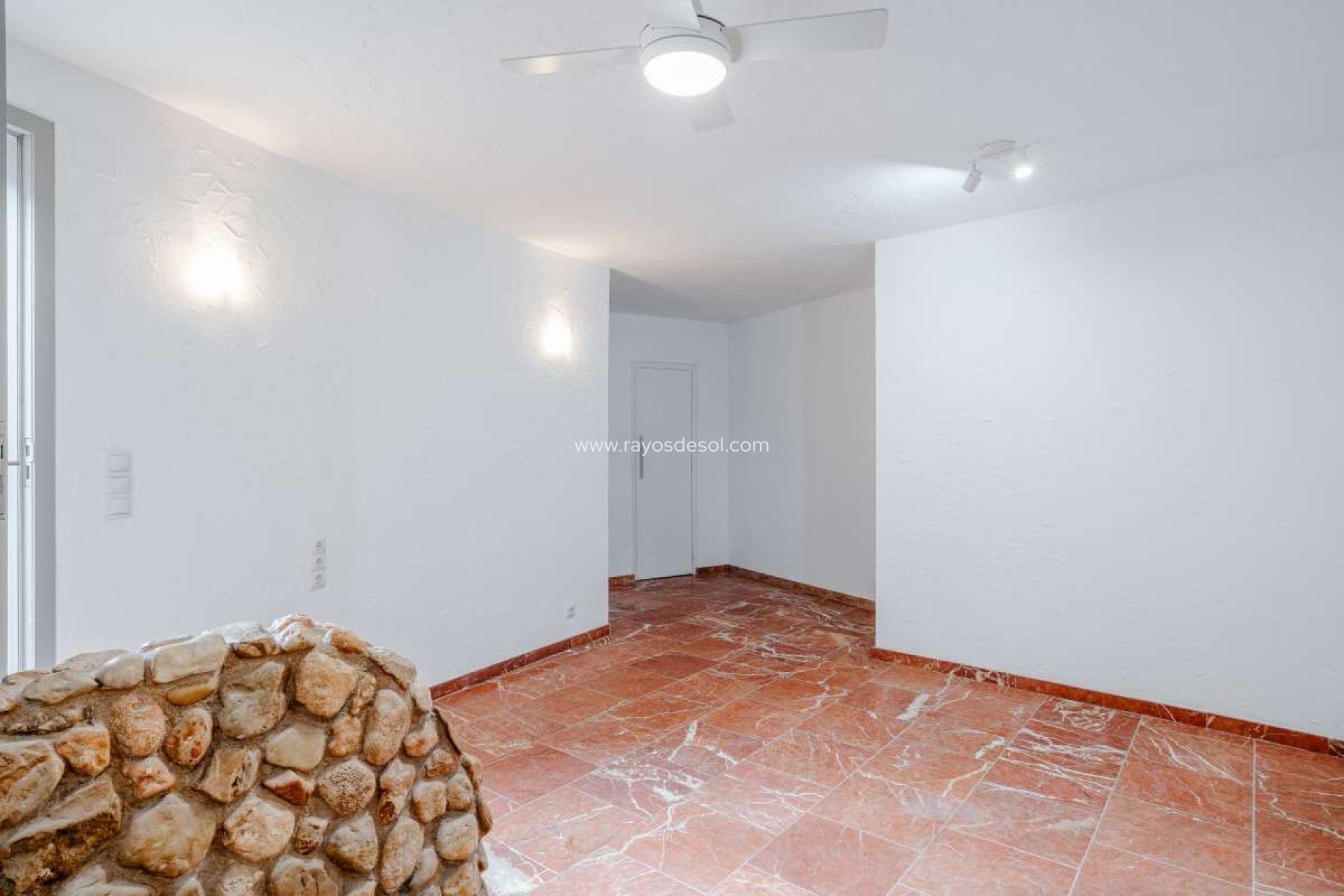 Resale - Villa - Calpe