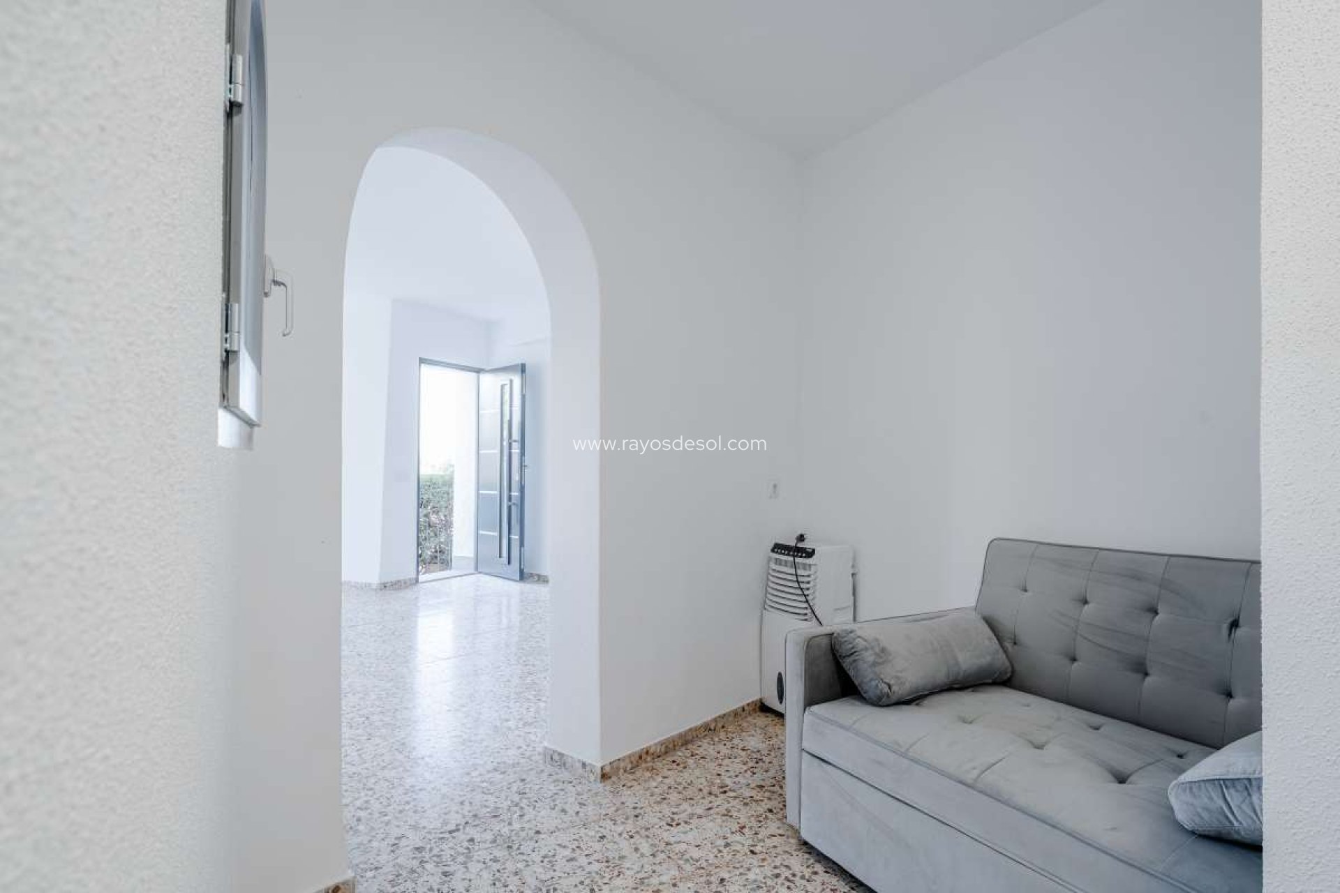 Resale - Villa - Calpe