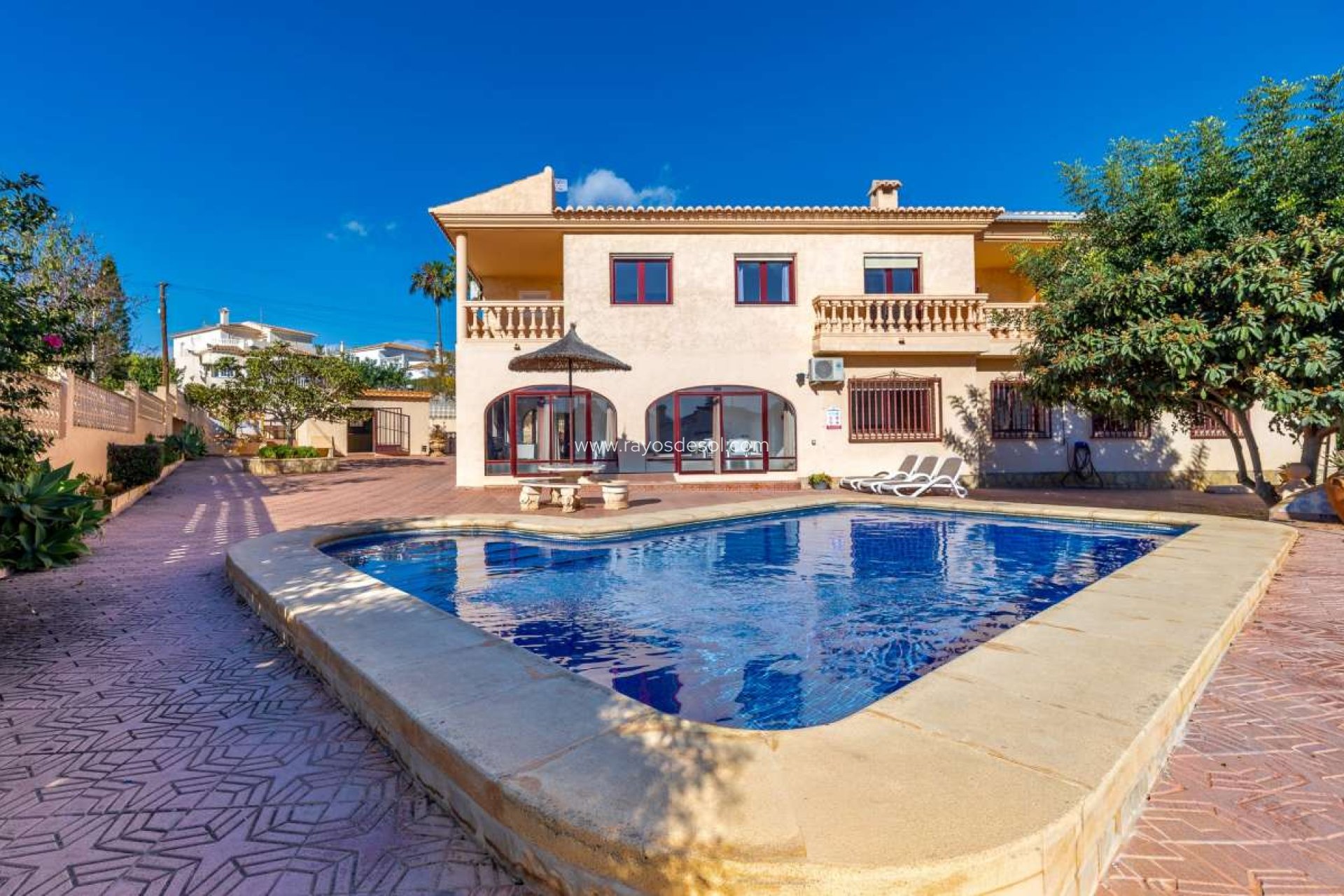Resale - Villa - Calpe
