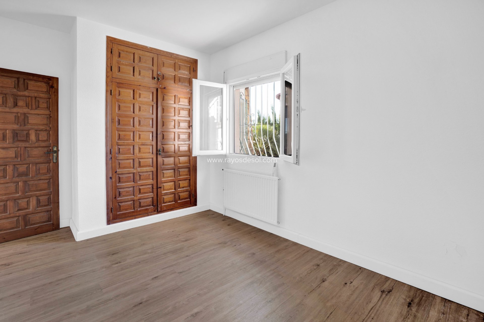 Resale - Villa - Calpe