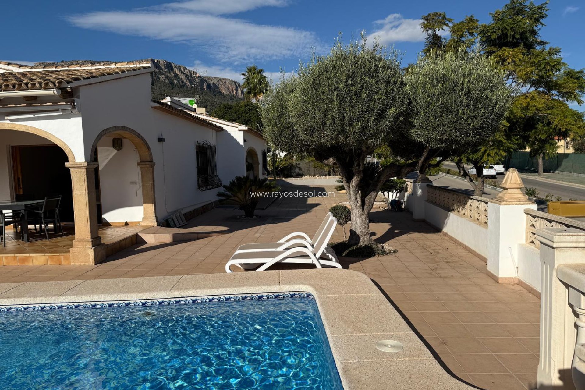 Resale - Villa - Calpe