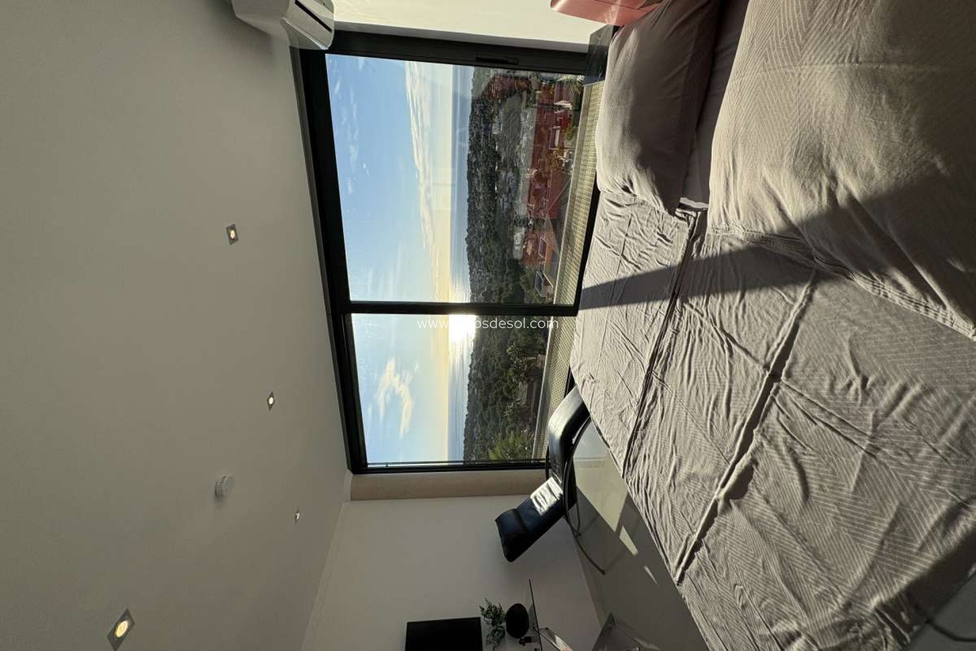 Resale - Villa - Calpe