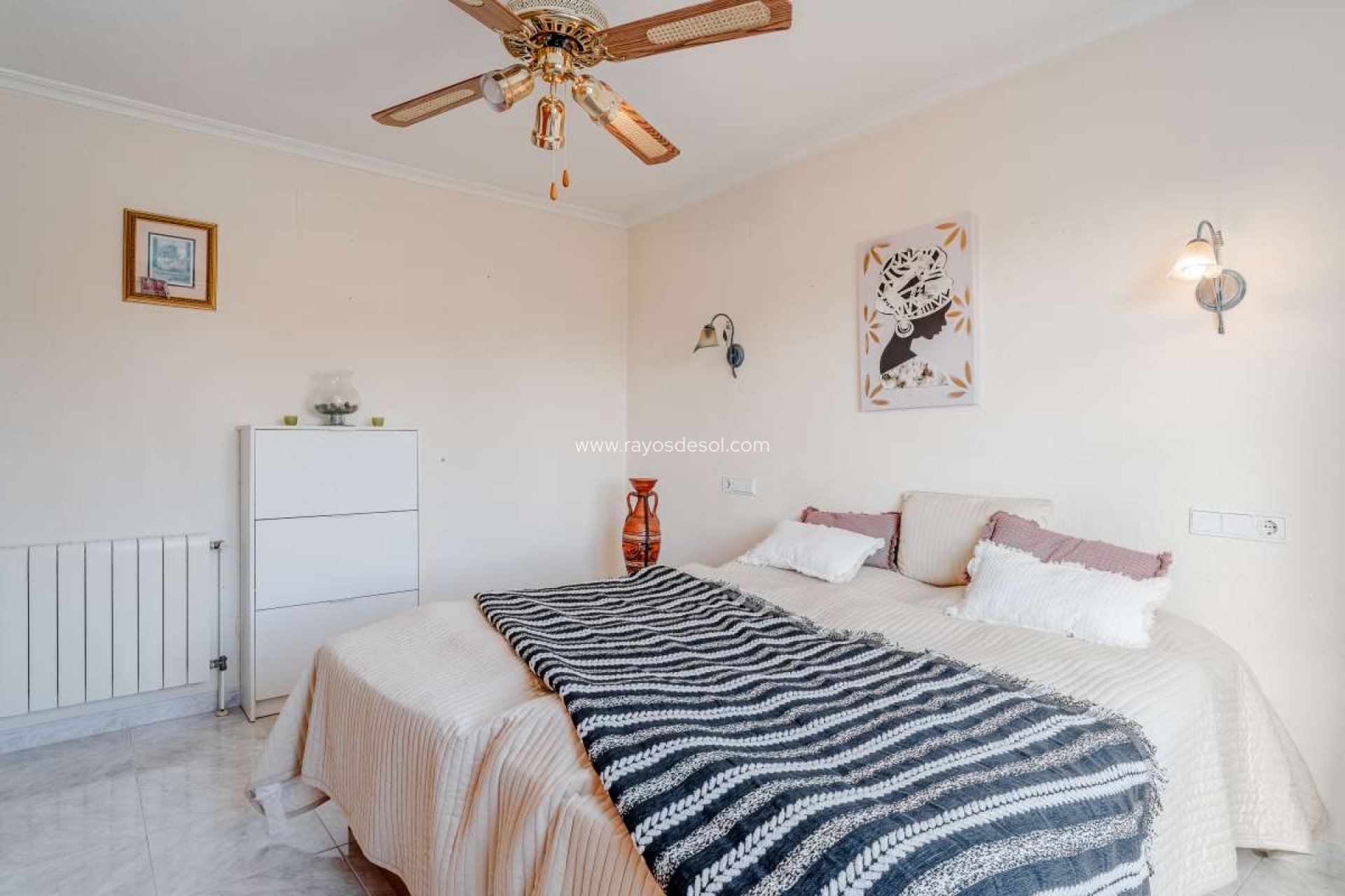 Resale - Villa - Calpe