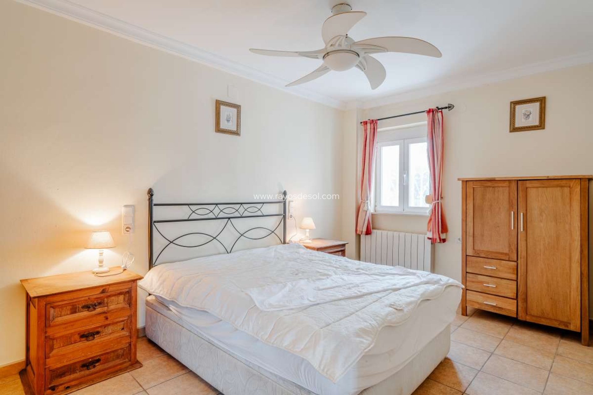 Resale - Villa - Calpe