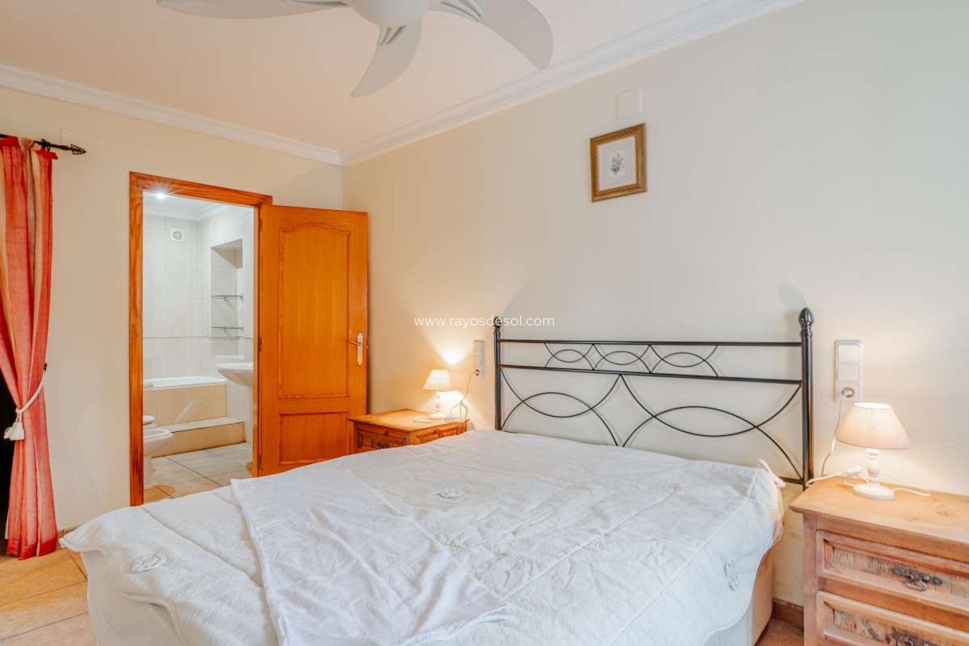 Resale - Villa - Calpe