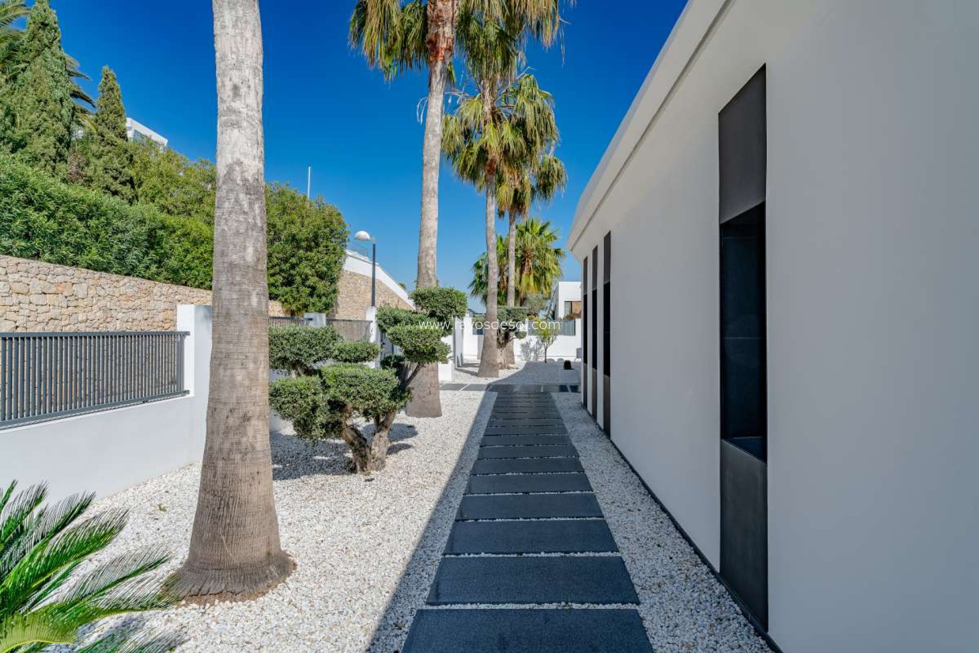 Resale - Villa - Calpe