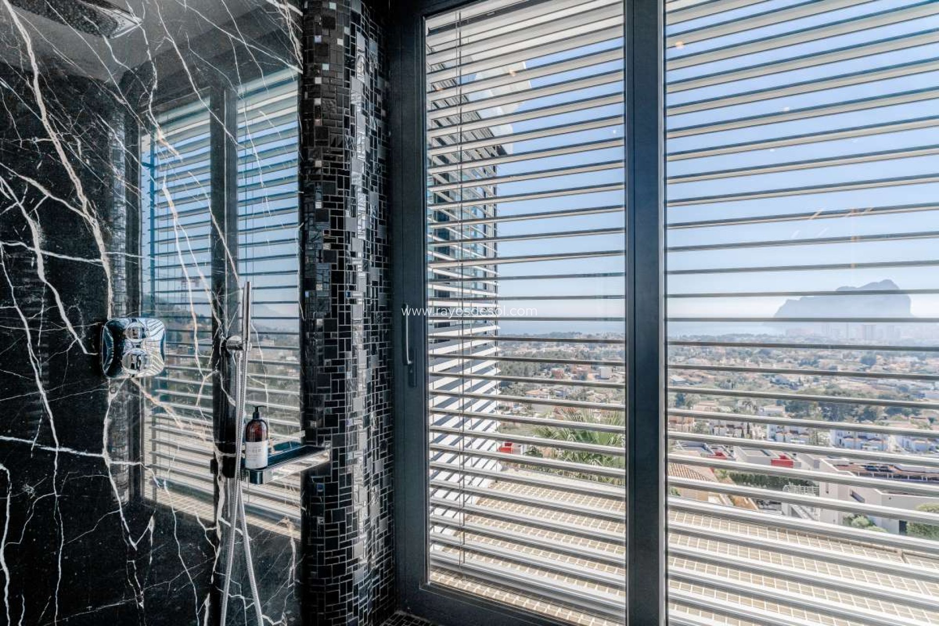 Resale - Villa - Calpe