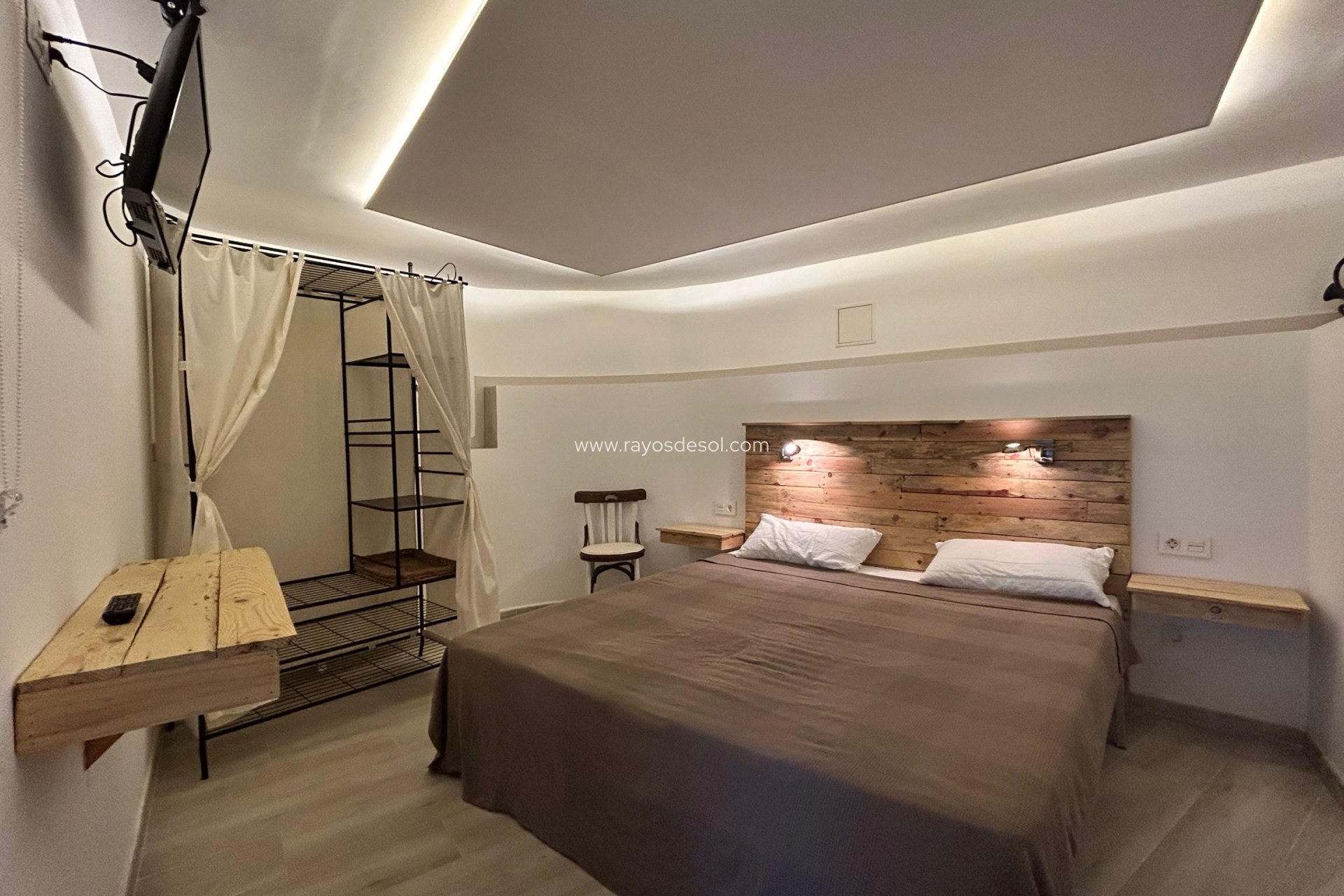 Resale - Villa - Calpe