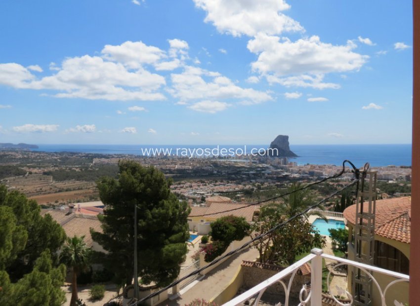 Resale - Villa - Calpe