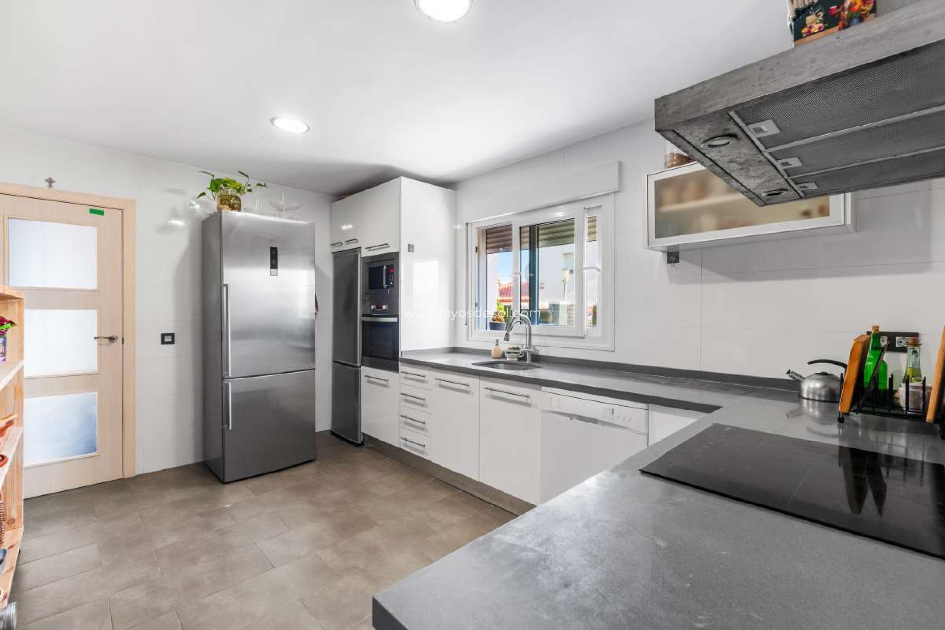 Resale - Villa - Calpe