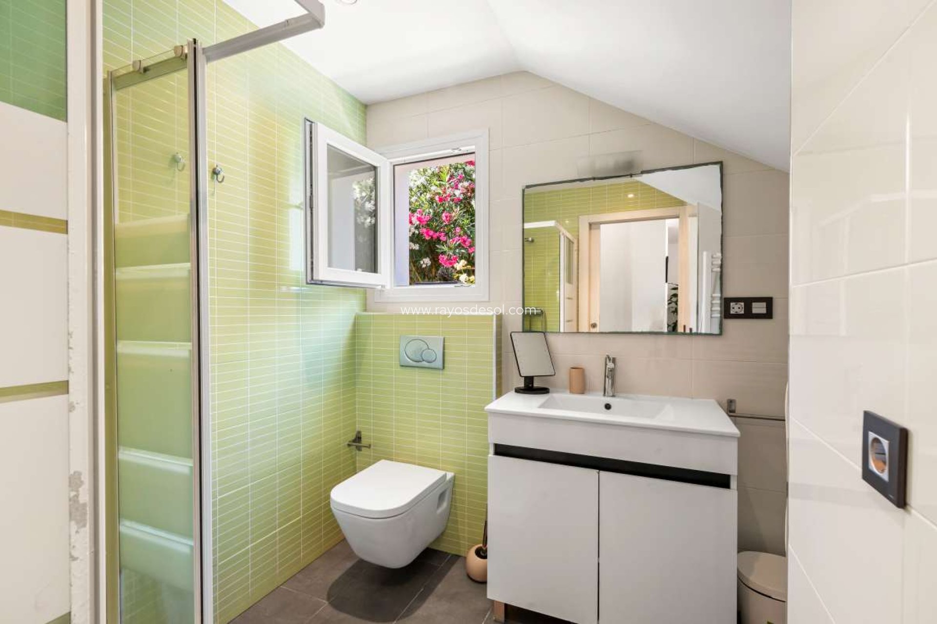 Resale - Villa - Calpe