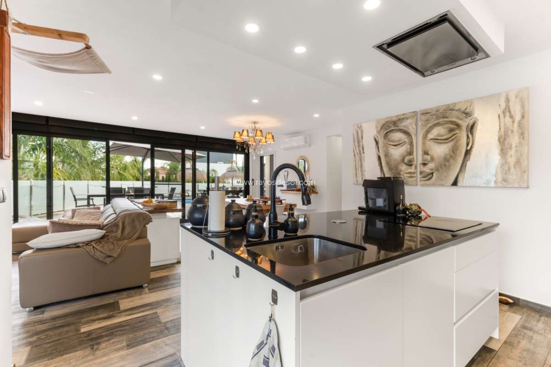 Resale - Villa - Calpe