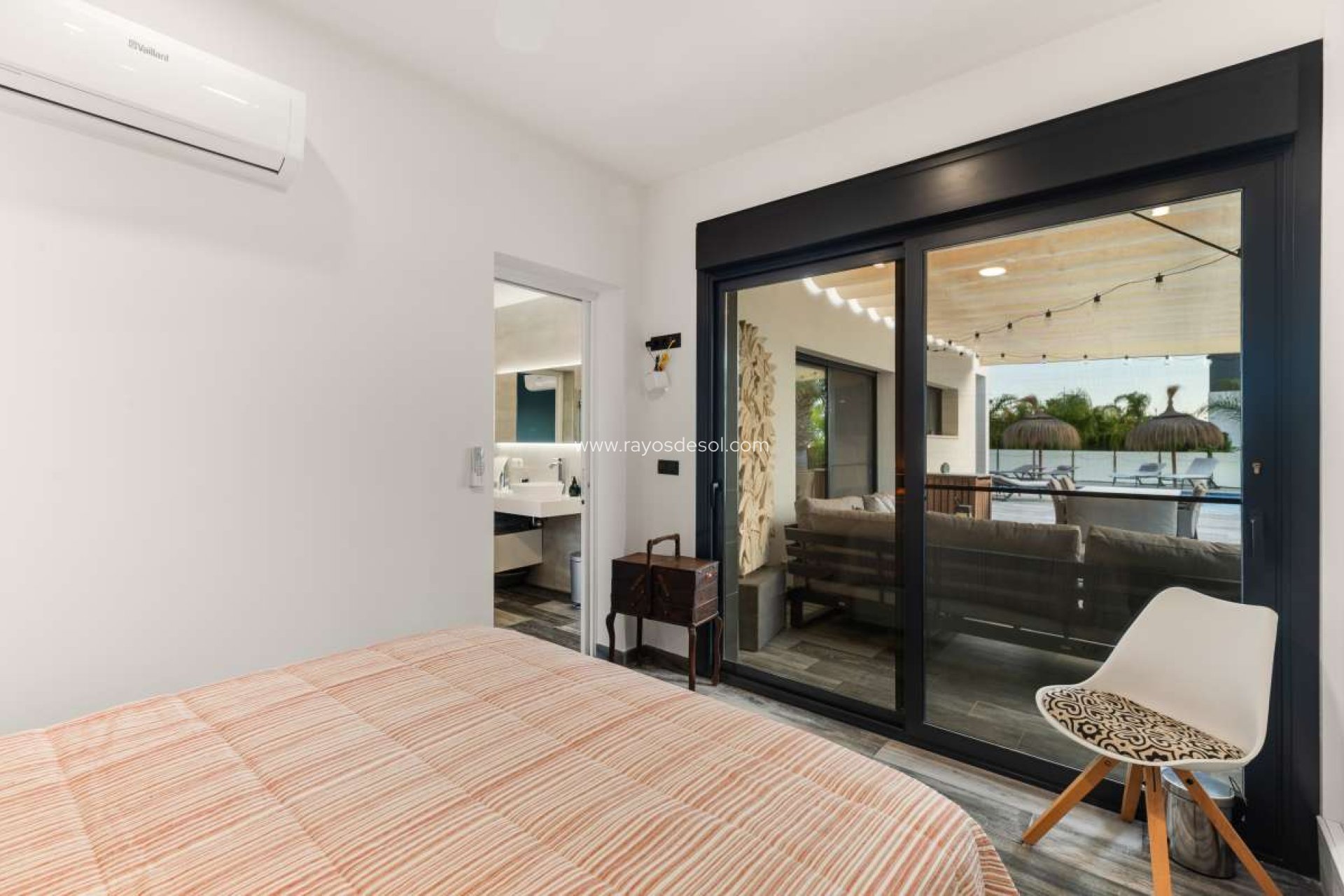 Resale - Villa - Calpe