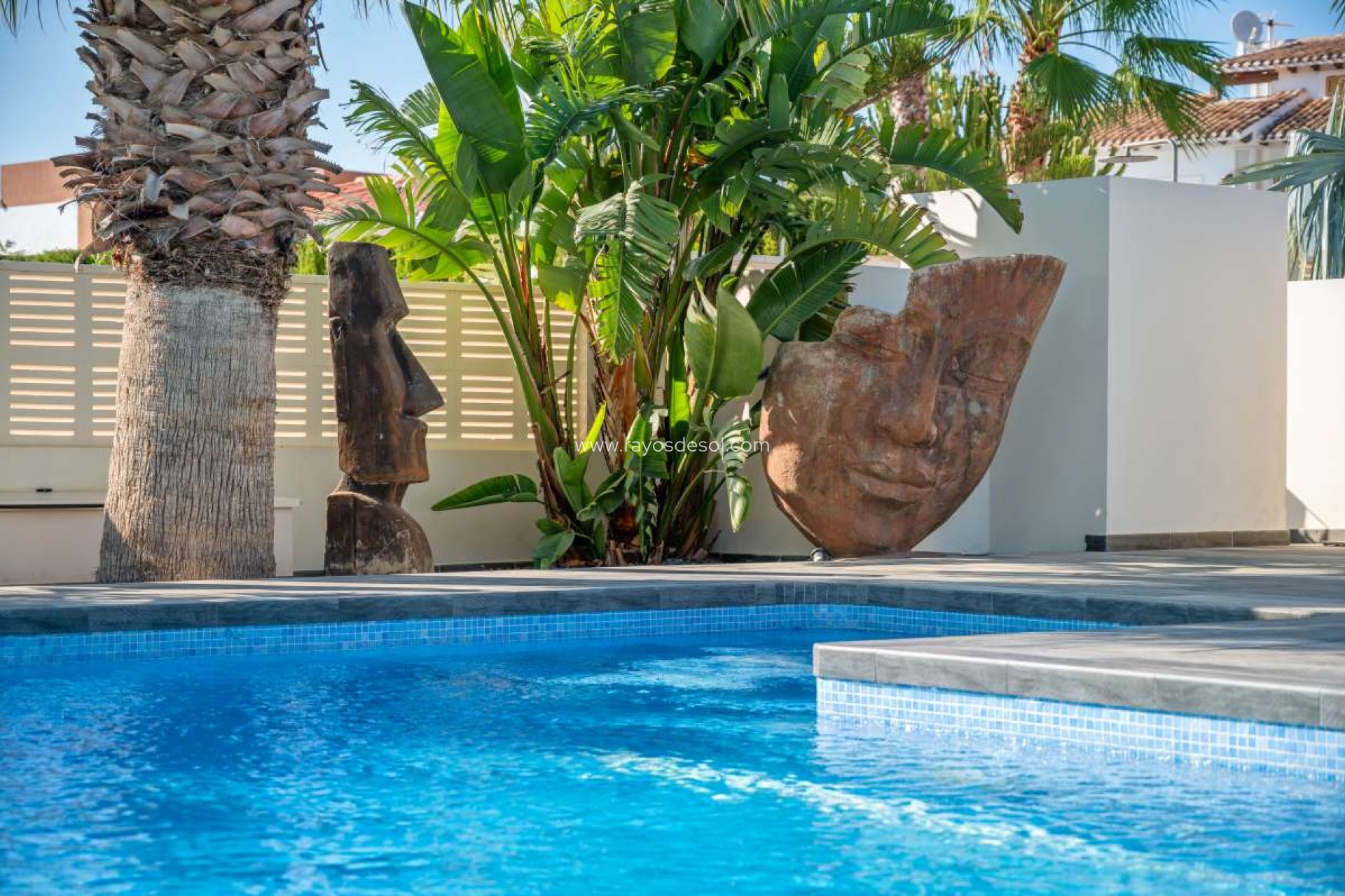Resale - Villa - Calpe