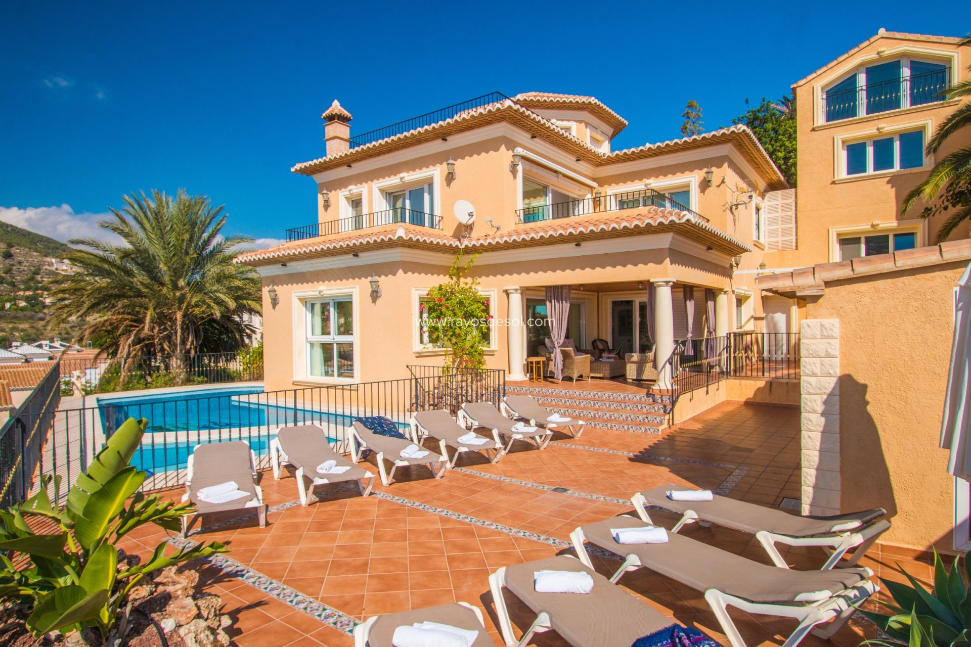 Resale - Villa - Calpe