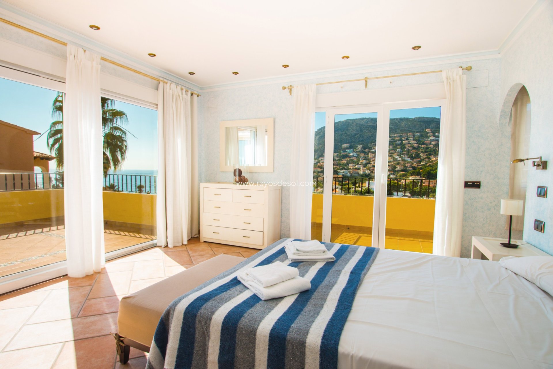 Resale - Villa - Calpe