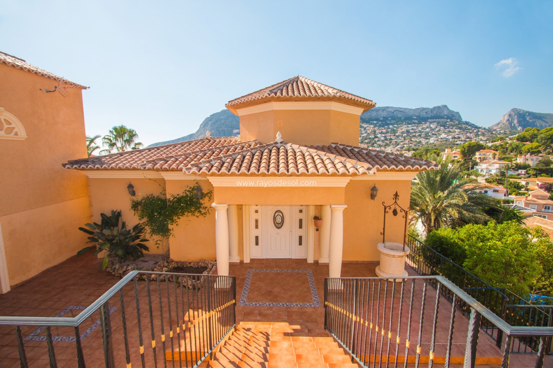 Resale - Villa - Calpe
