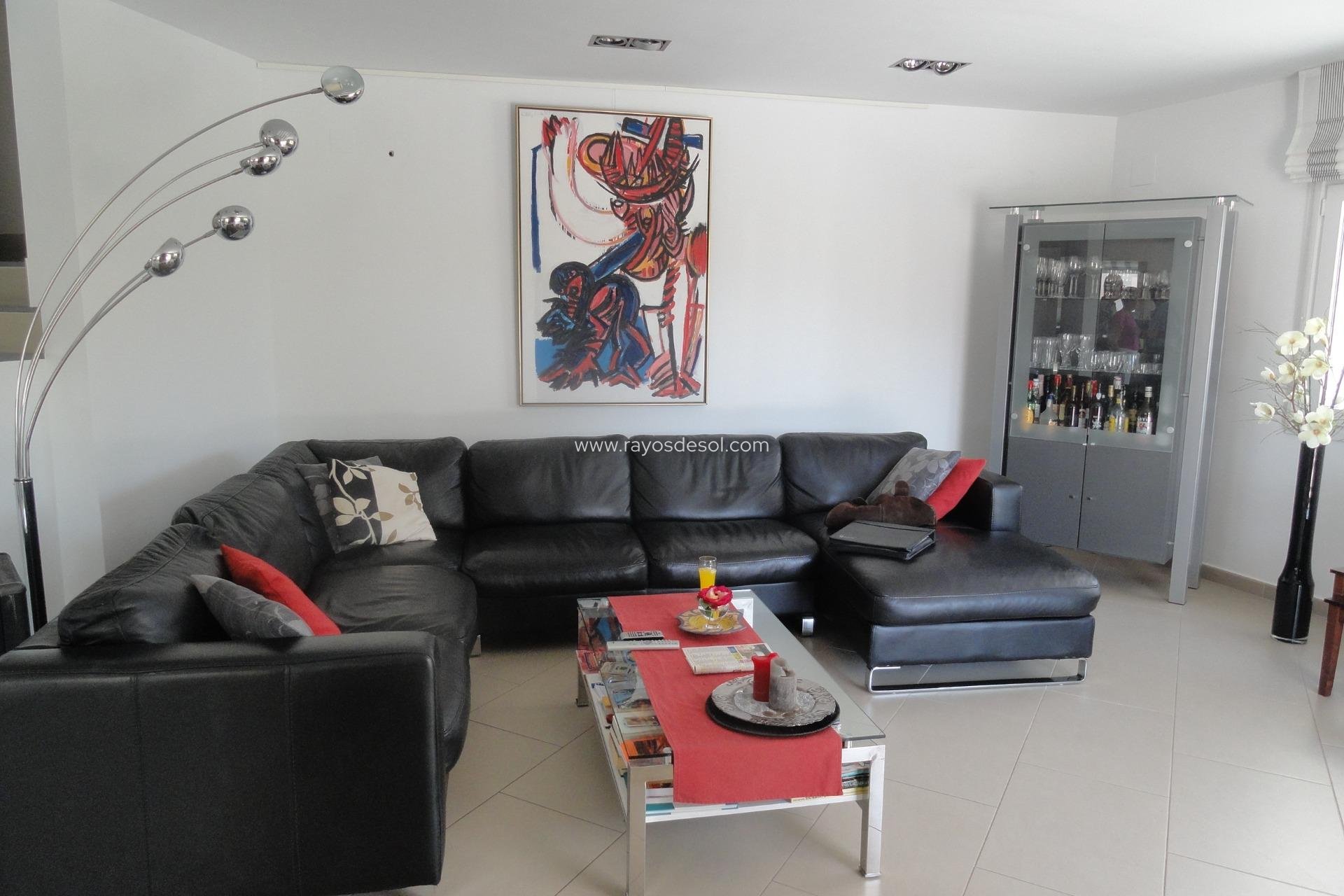 Resale - Villa - Calpe