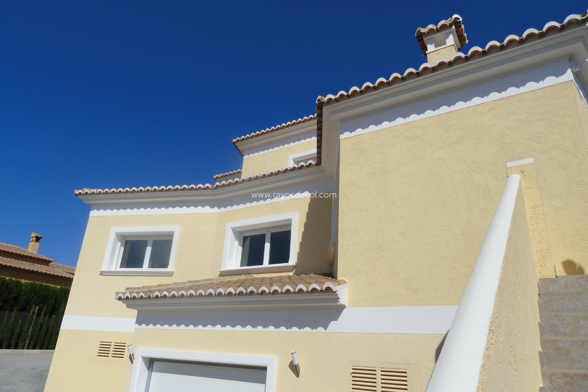 Resale - Villa - Calpe