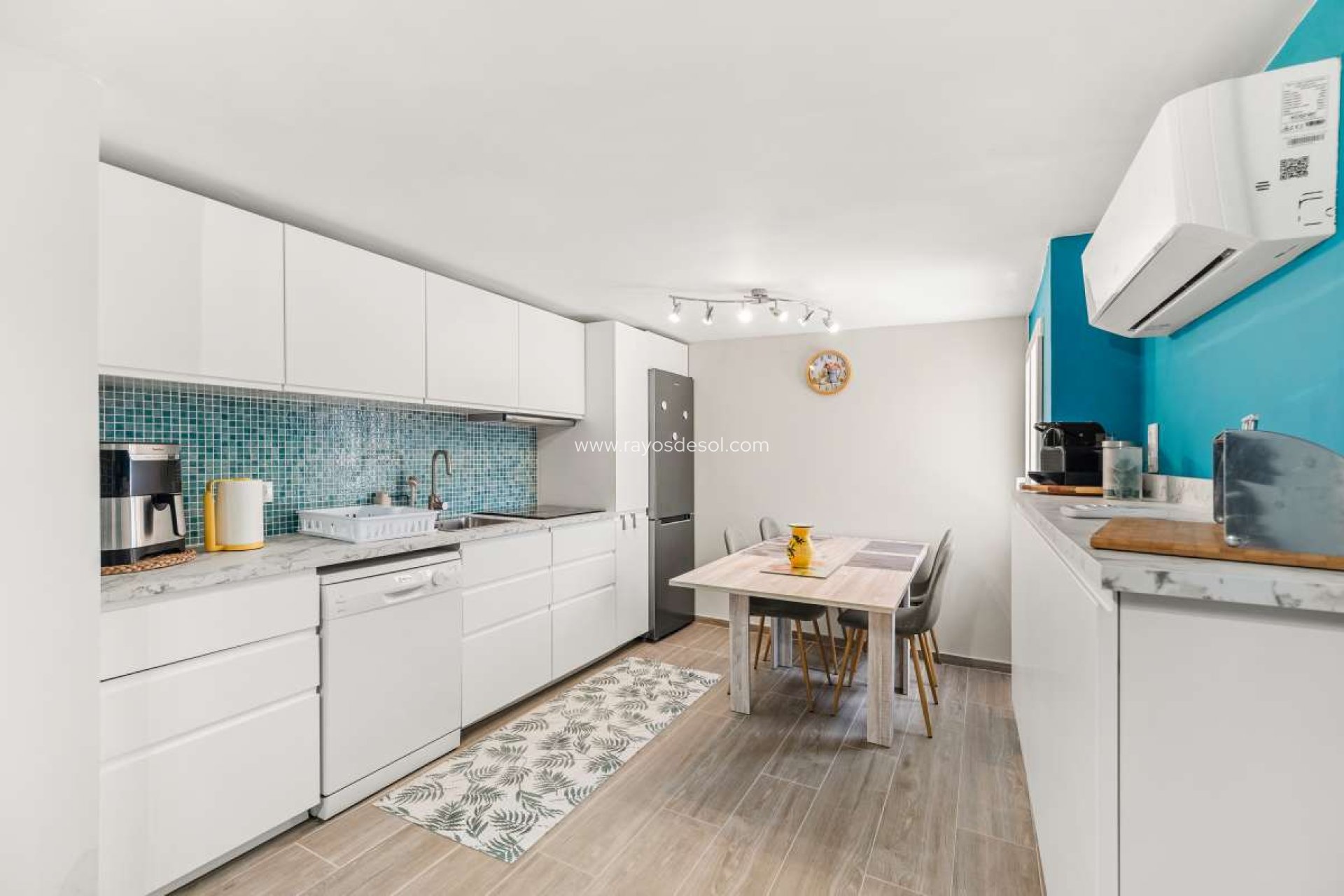 Resale - Villa - Calpe