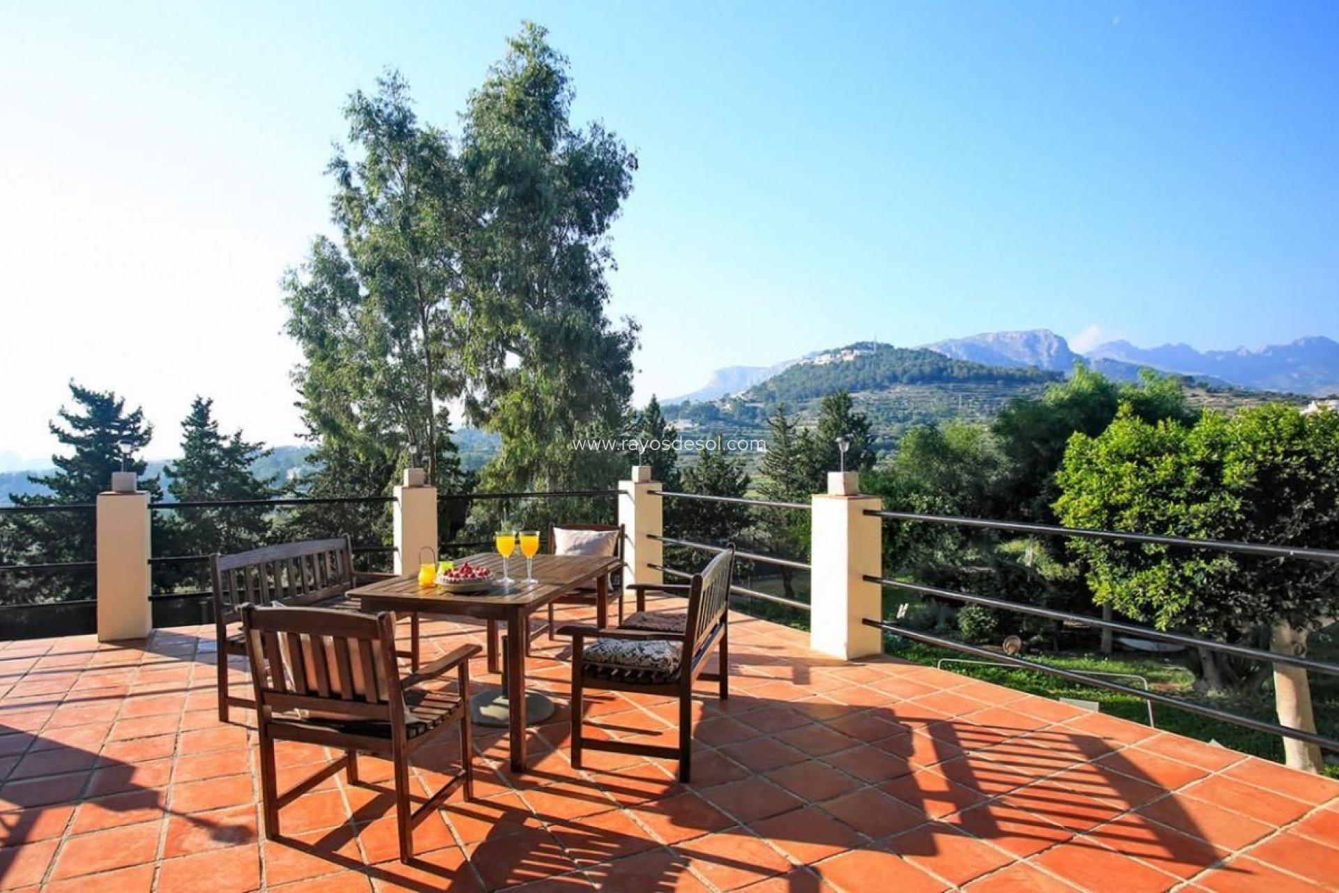 Resale - Villa - Calpe