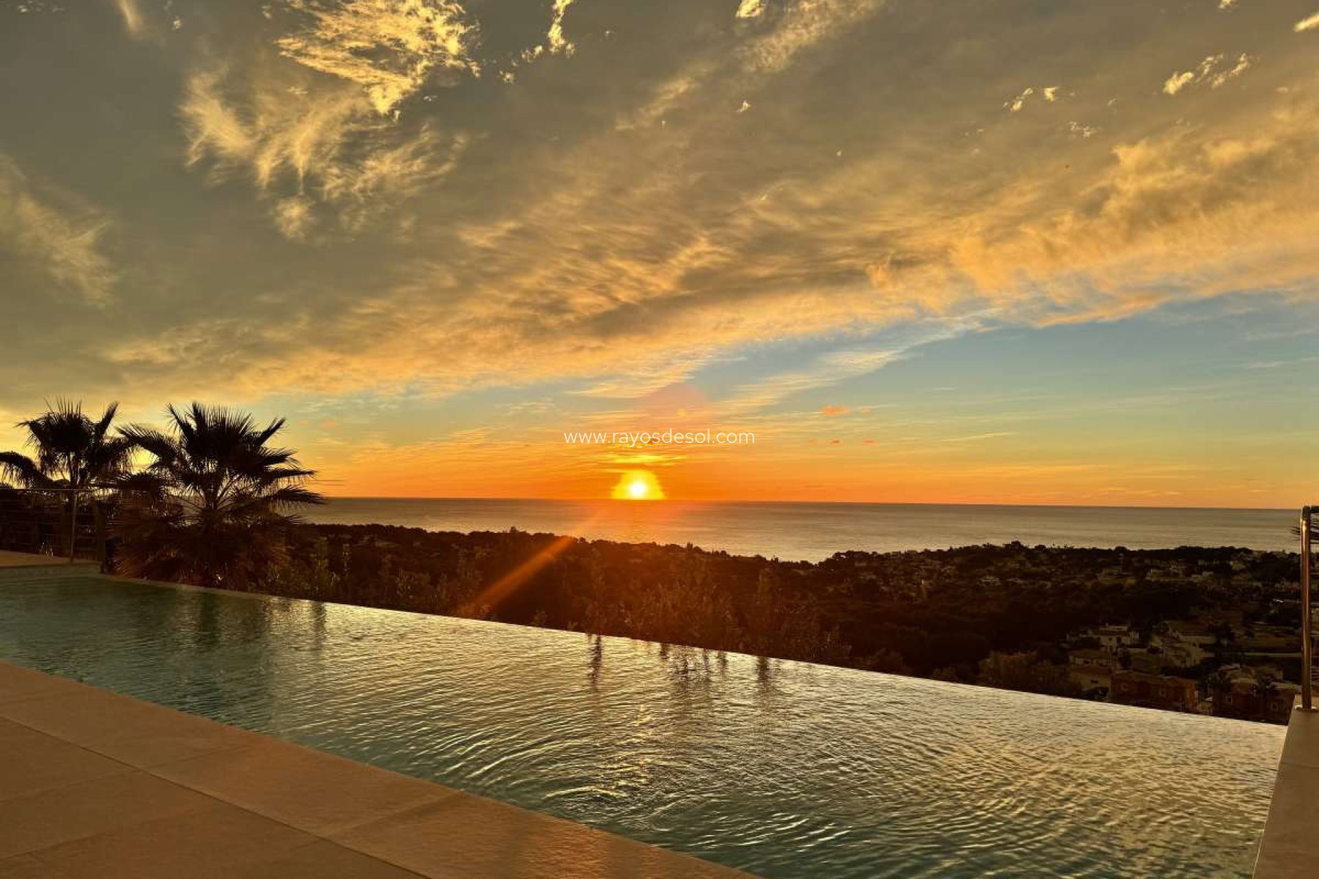 Resale - Villa - Calpe