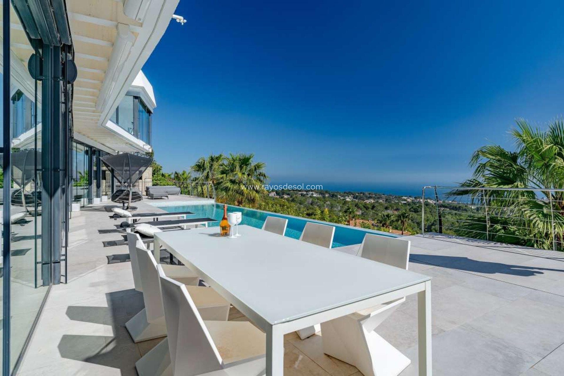 Resale - Villa - Calpe